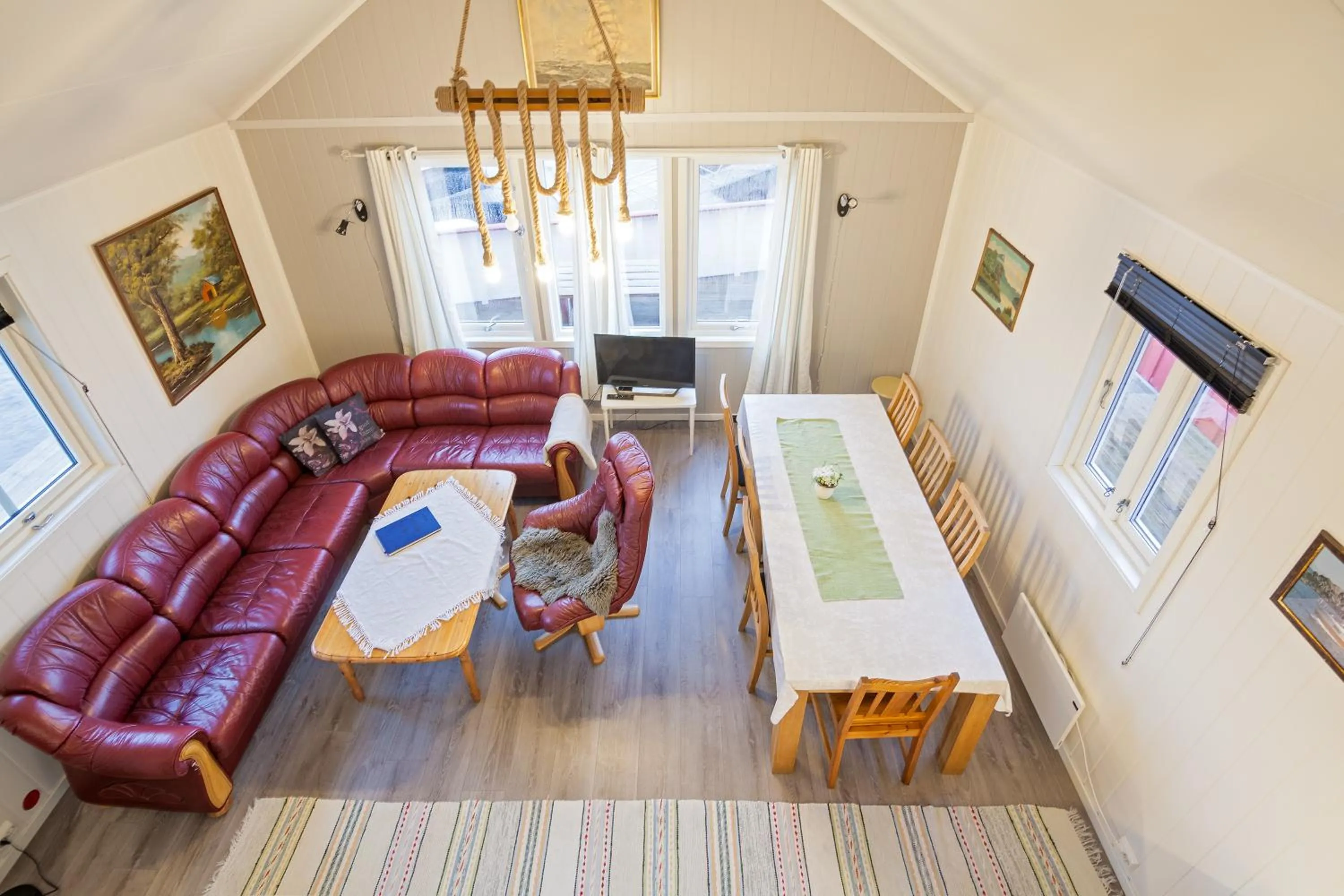 TV and multimedia in Sjøstrand Rorbuer