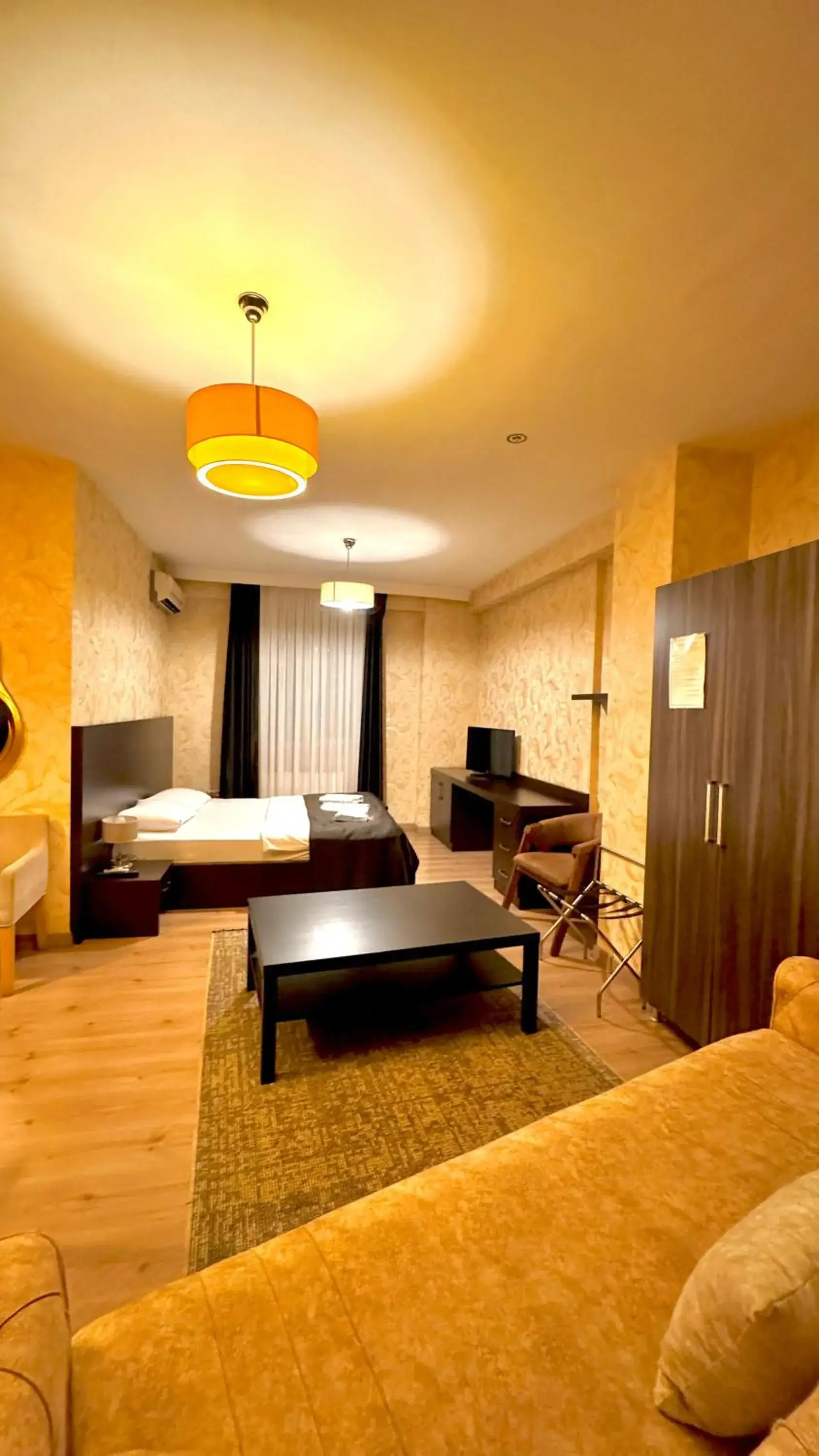 Deluxe Suite - single occupancy in Bossuite Hotel Maltepe Deluxe Suite - single occupancy in Bossuite Hotel Maltepe