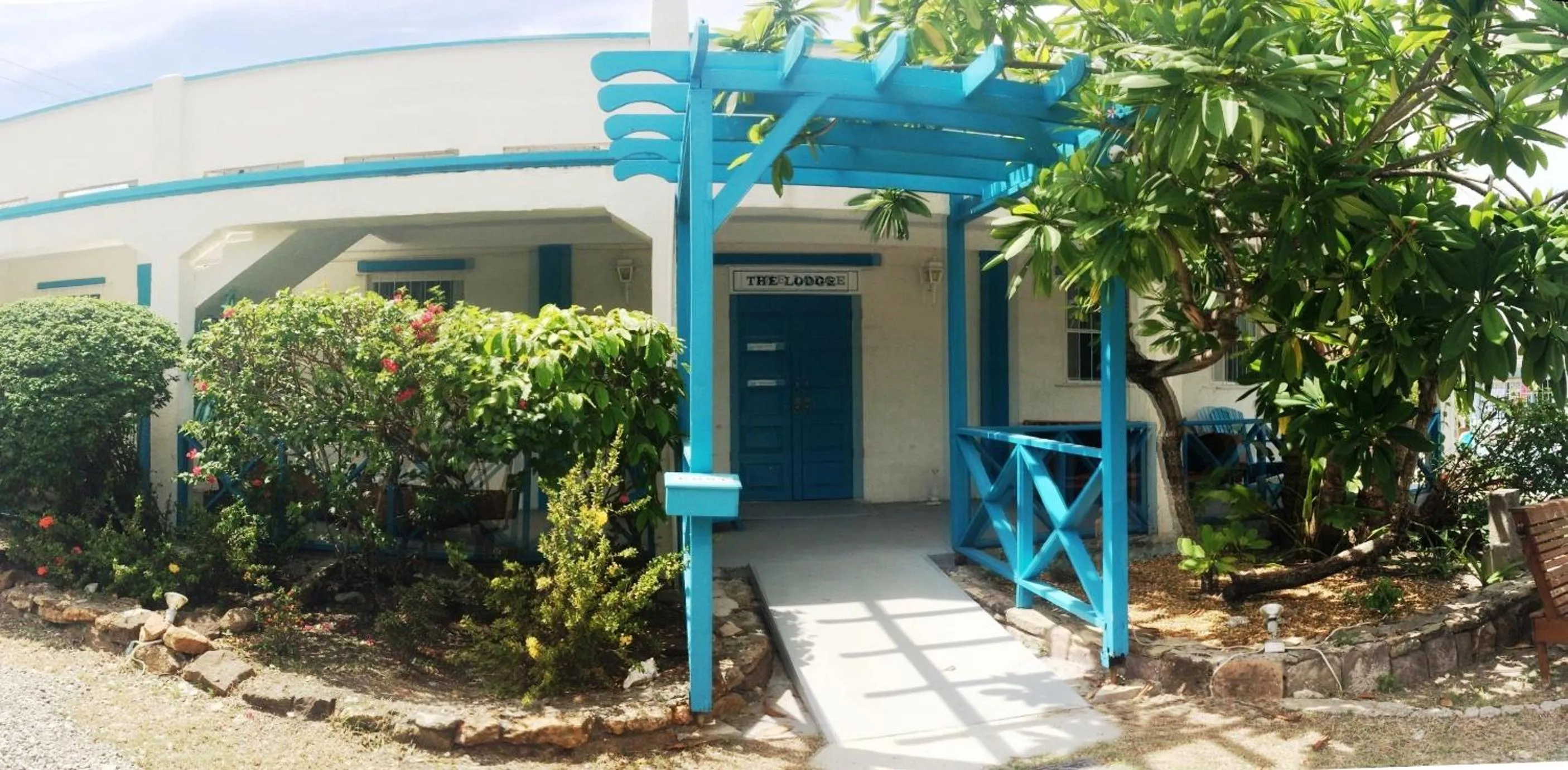 Facade/entrance in The Lodge - Antigua