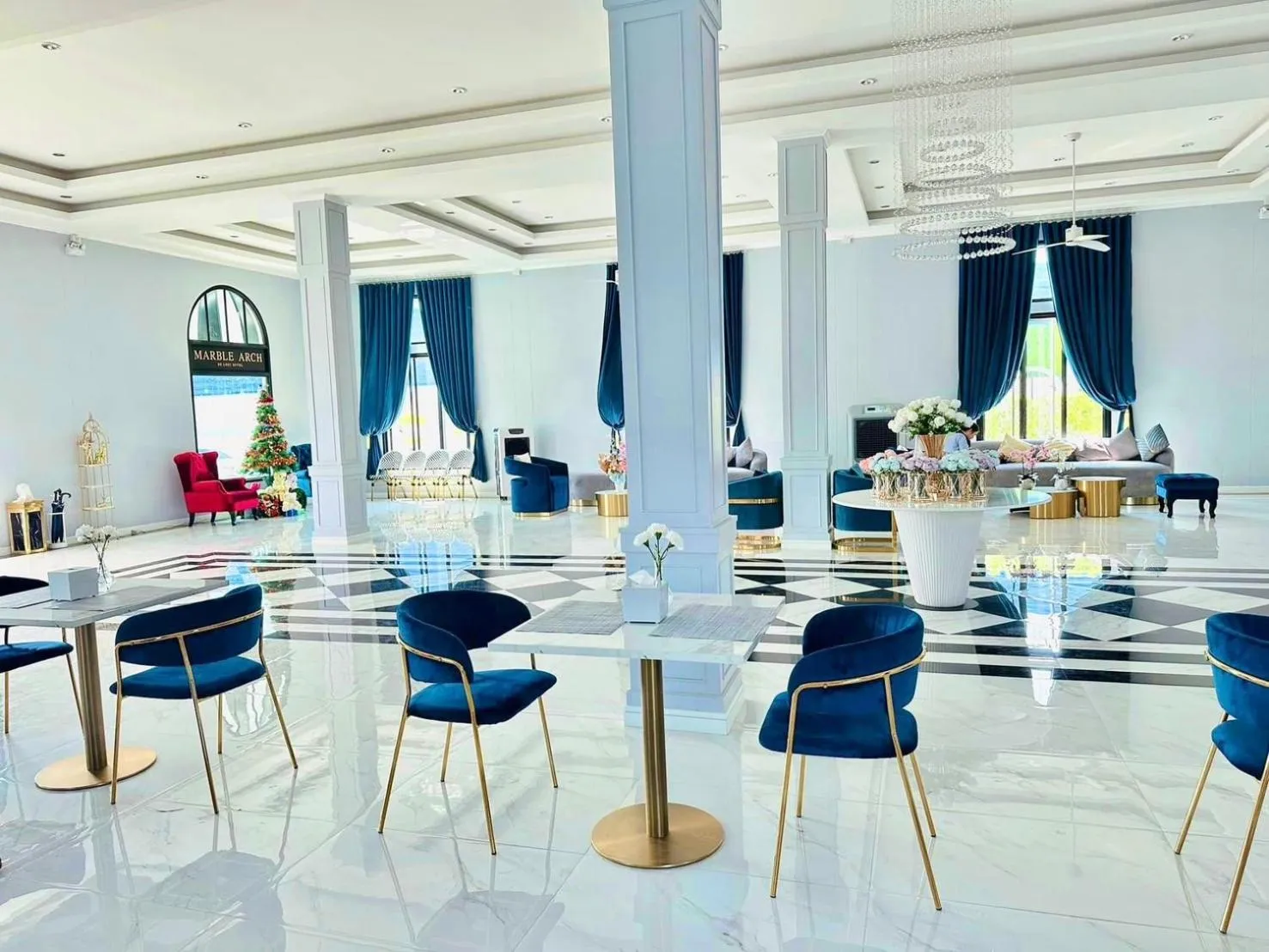 Marble Arch De Loei Hotel