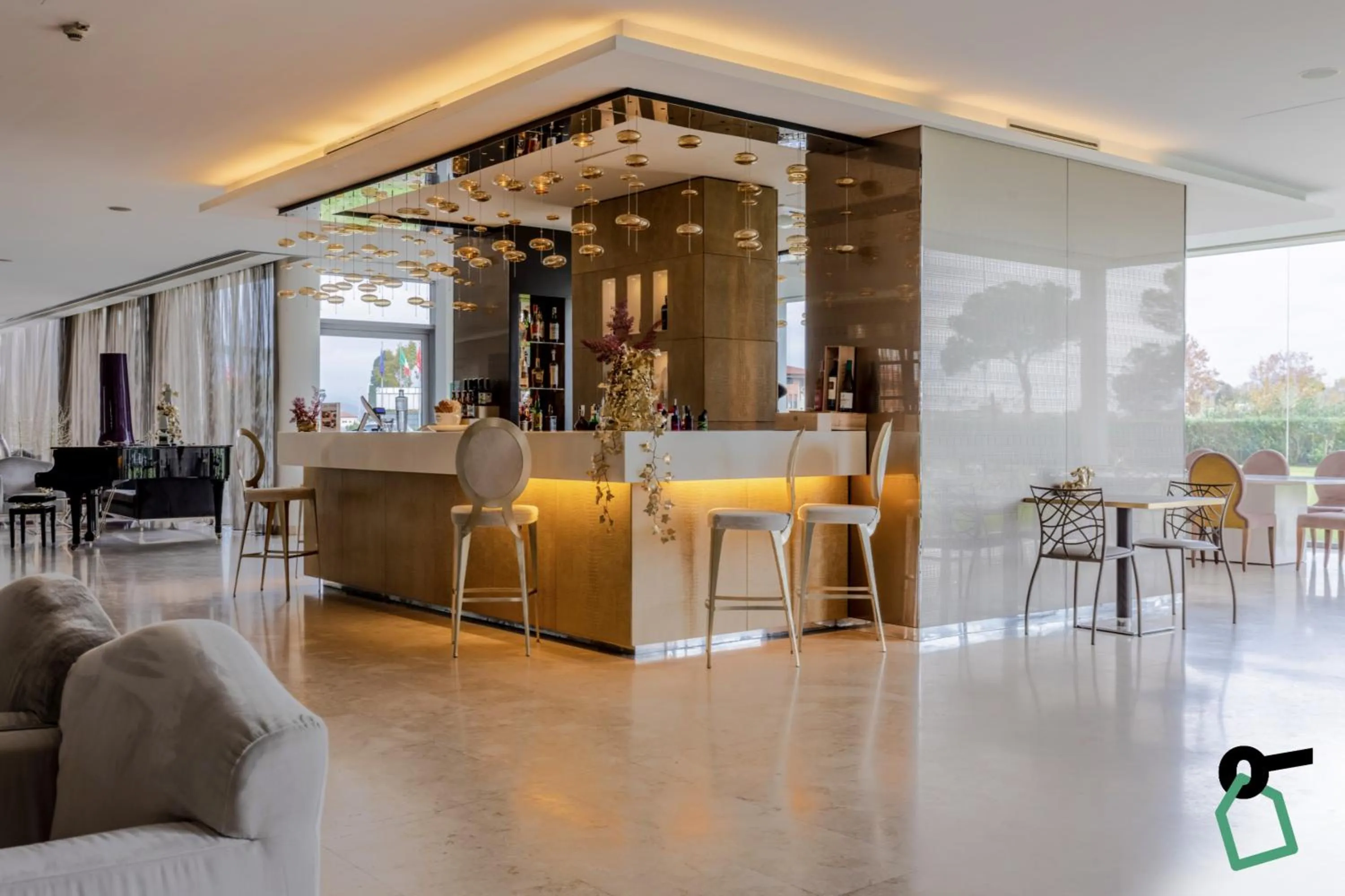 Lounge or bar in HOTIDAY Room Collection - Pisa