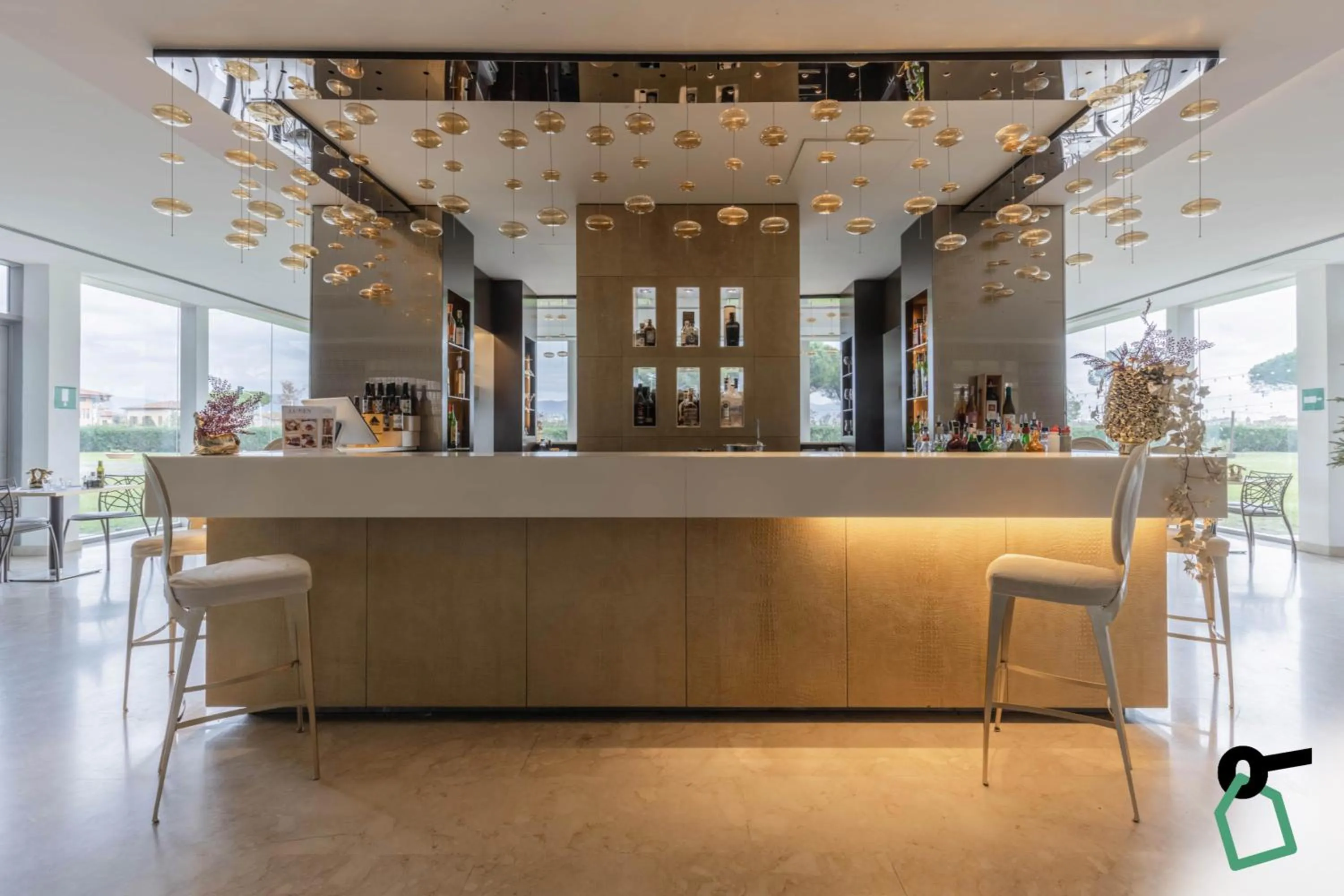 Lounge or bar in HOTIDAY Room Collection - Pisa