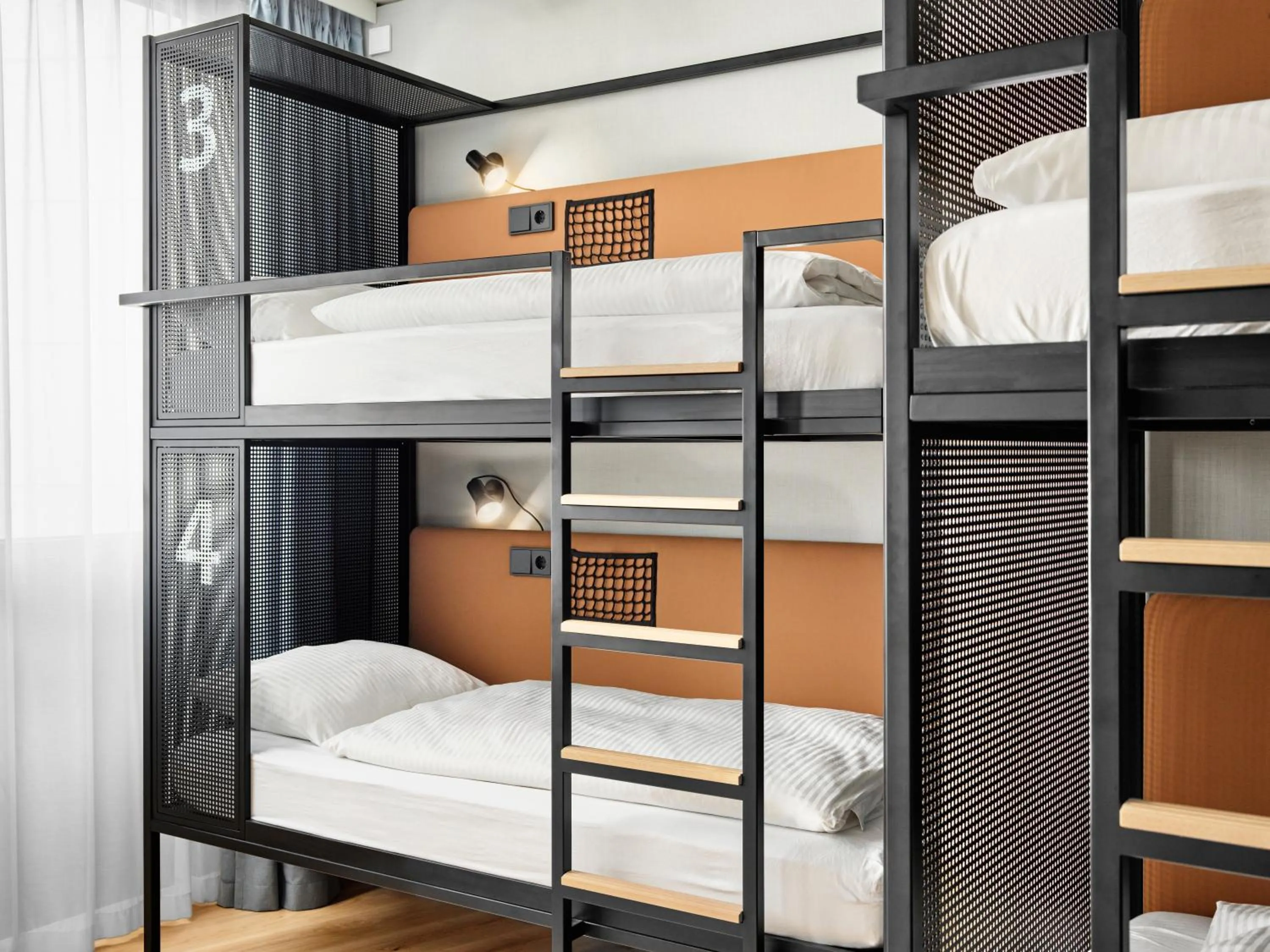 bunk bed, Bed in H2 Hotel Wien Schönbrunn