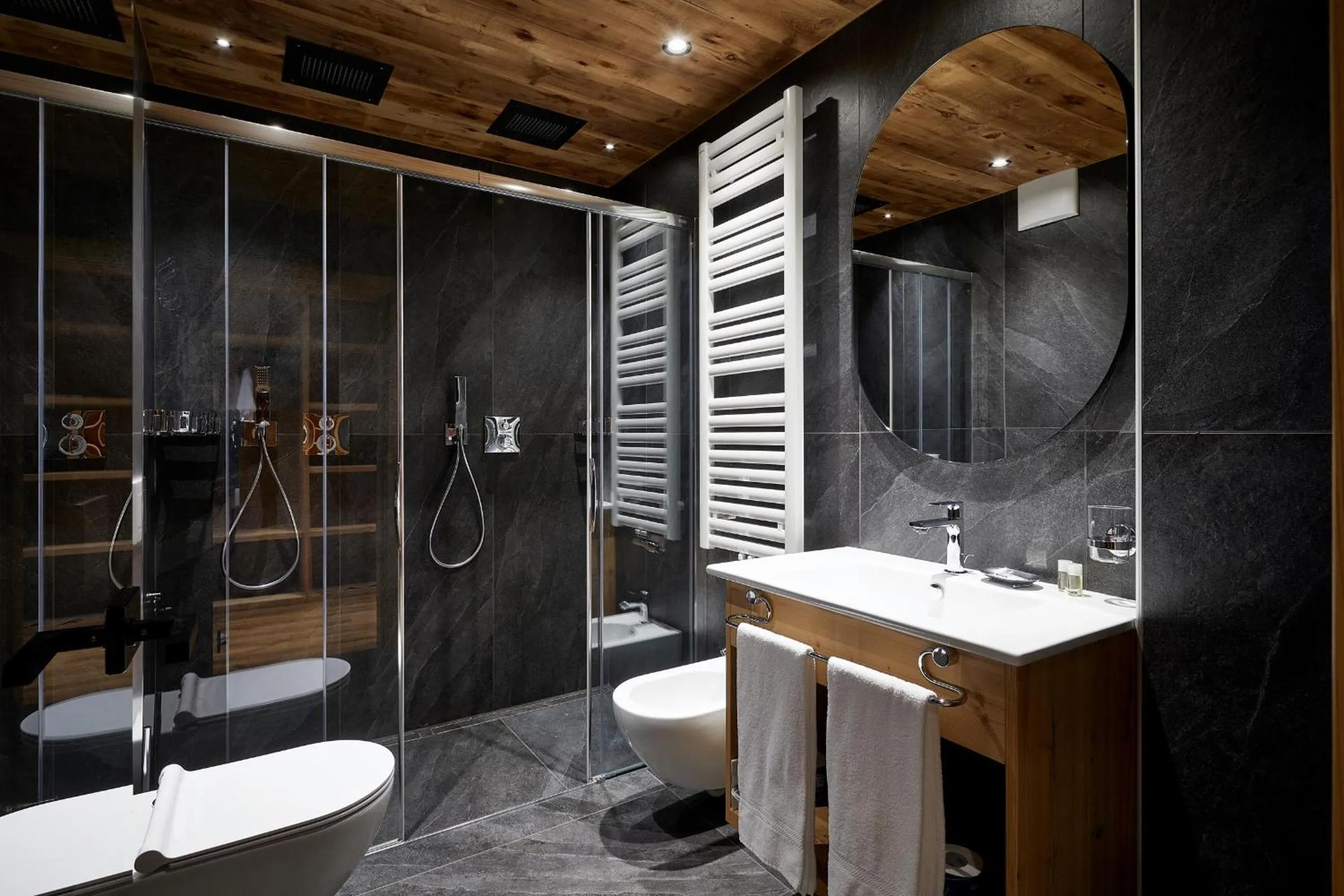 Shower in Hotel Garni dello Sportivo