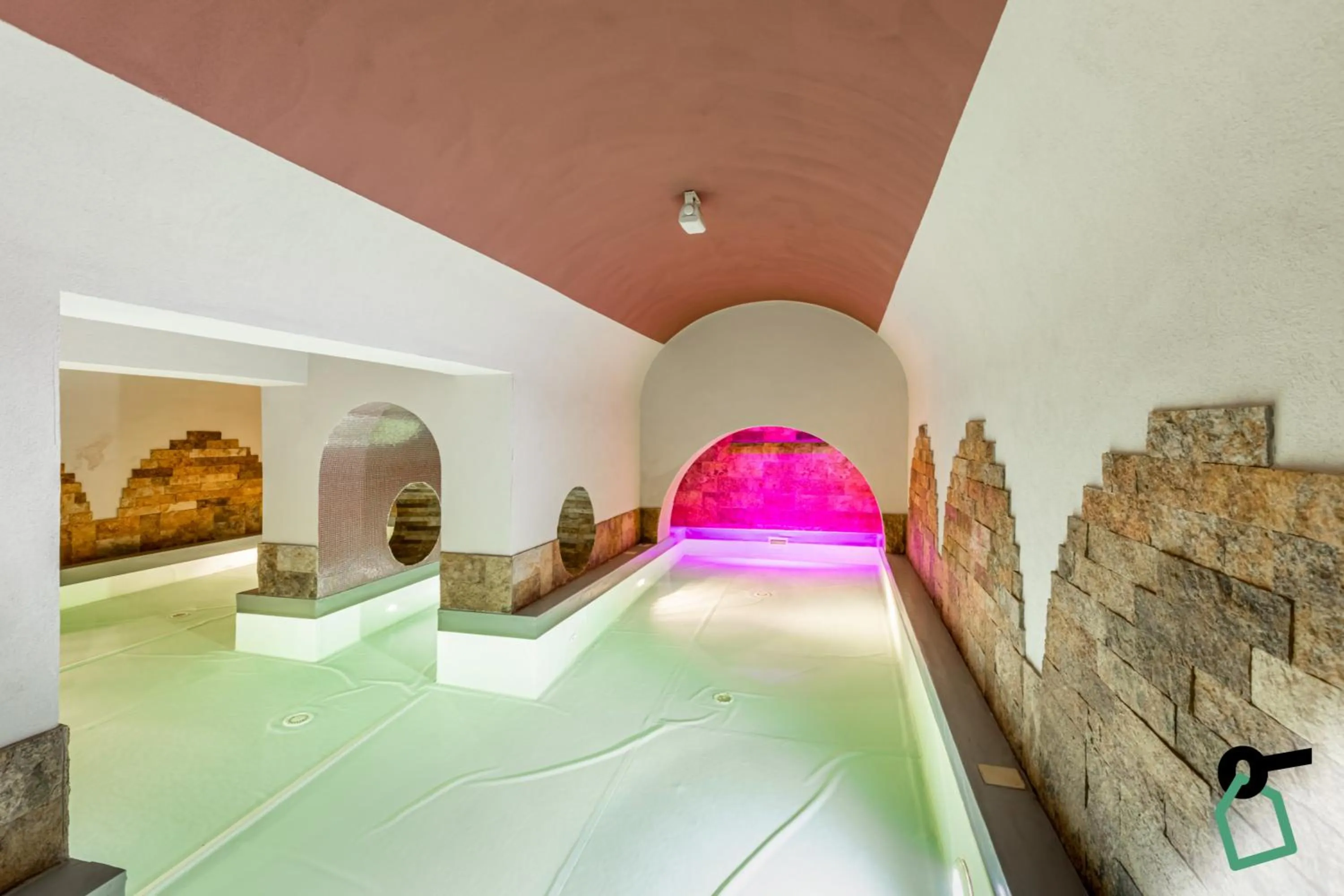 Spa and wellness centre/facilities in HOTIDAY Room Collection - Livorno Mascagni