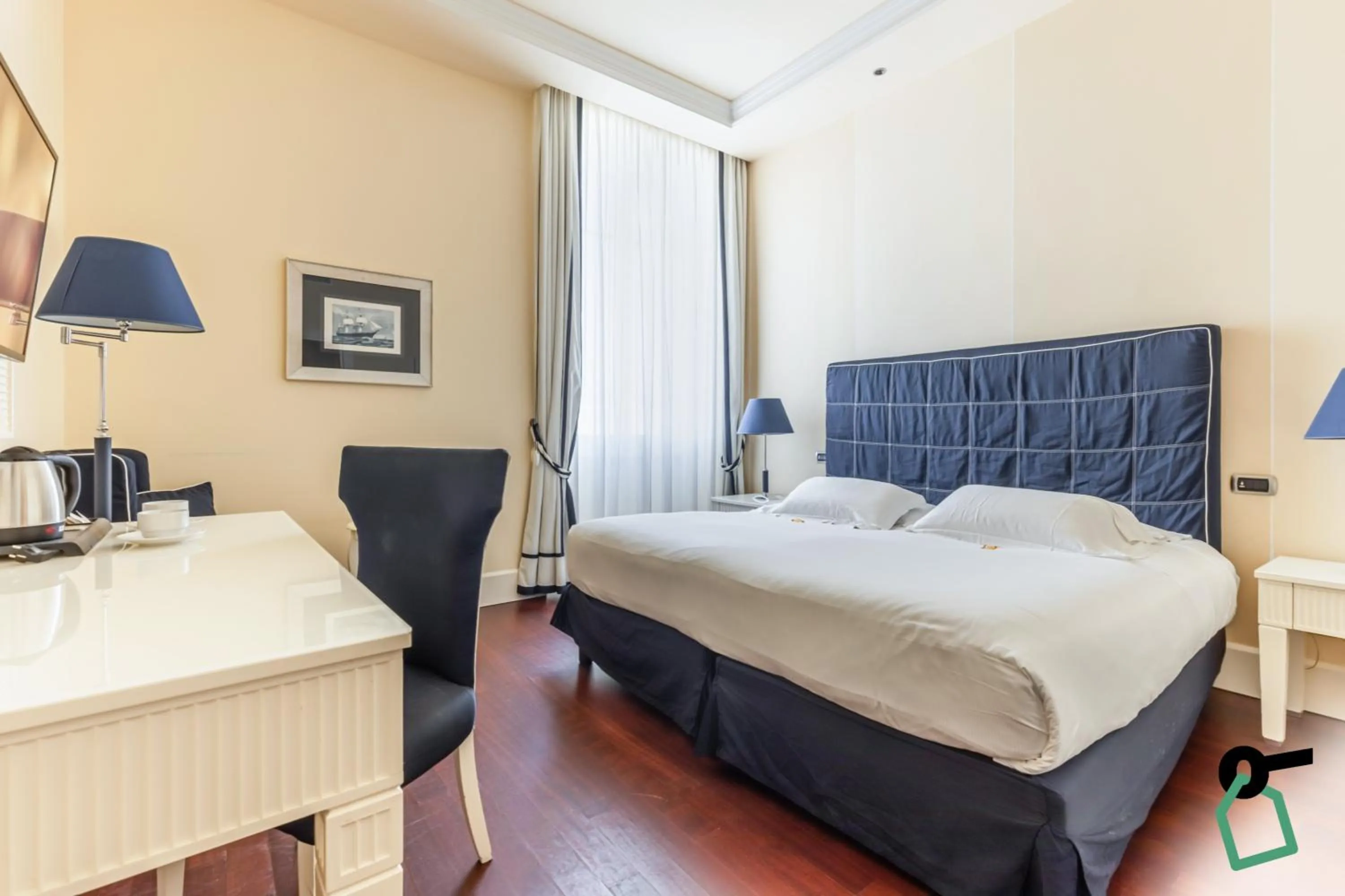 Photo of the whole room, Bed in HOTIDAY Room Collection - Livorno Mascagni