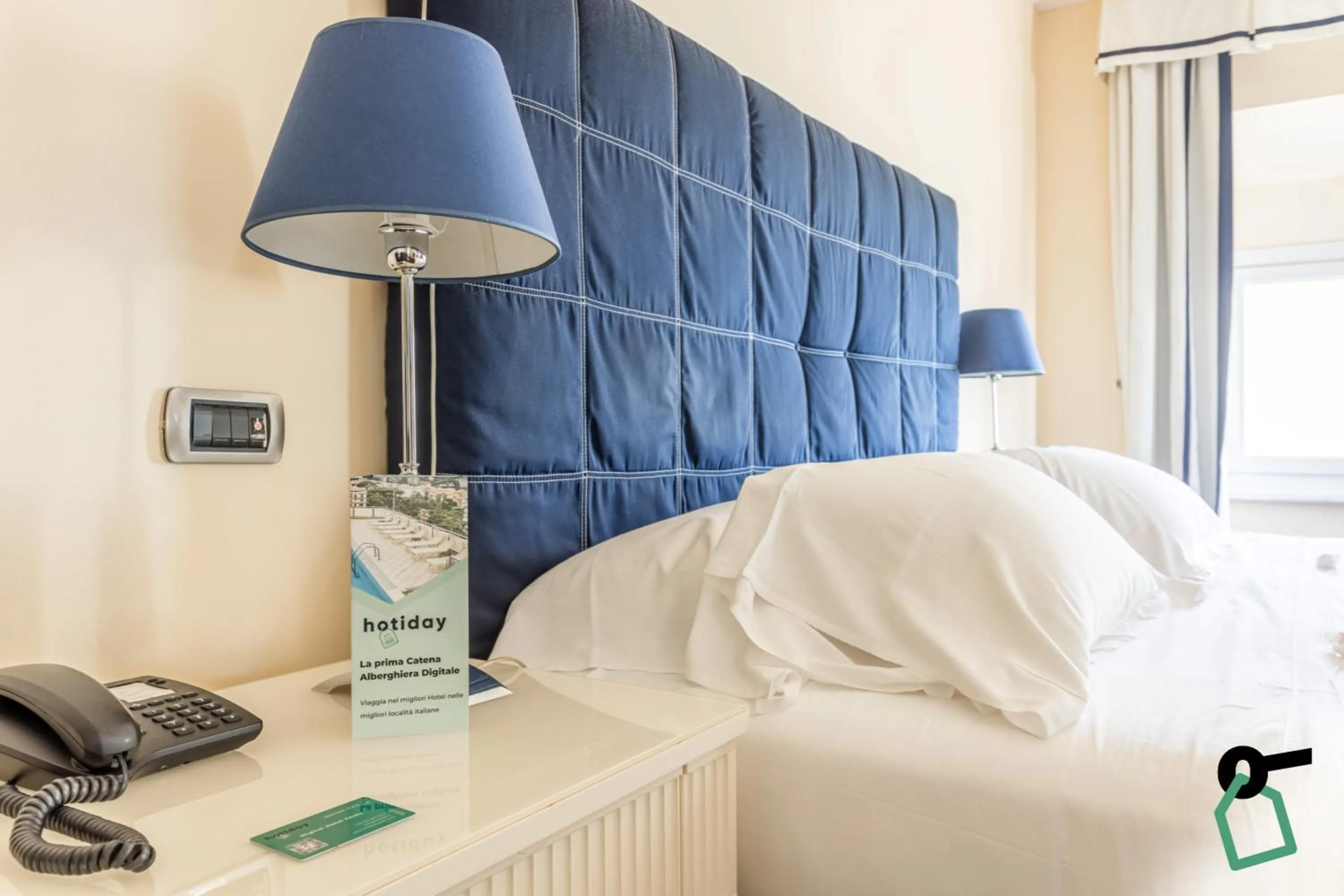 Bed in HOTIDAY Room Collection - Livorno Mascagni