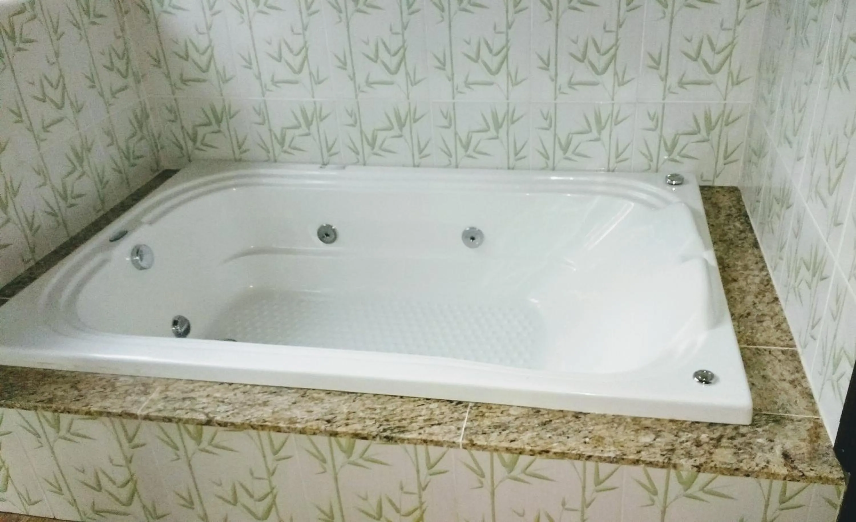 Hot Tub in Pousada na Colina
