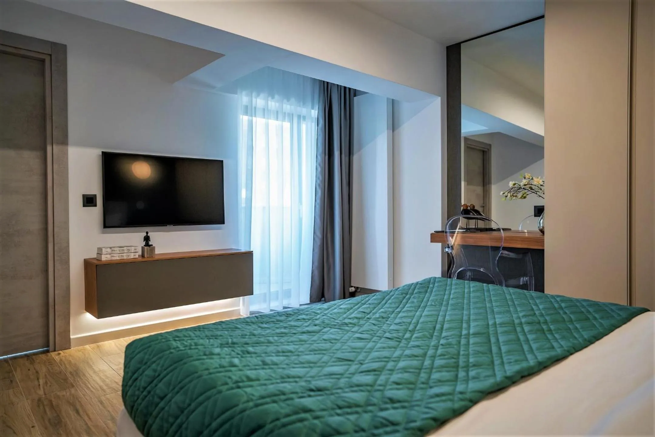 TV and multimedia in NOVOS ApartHotel