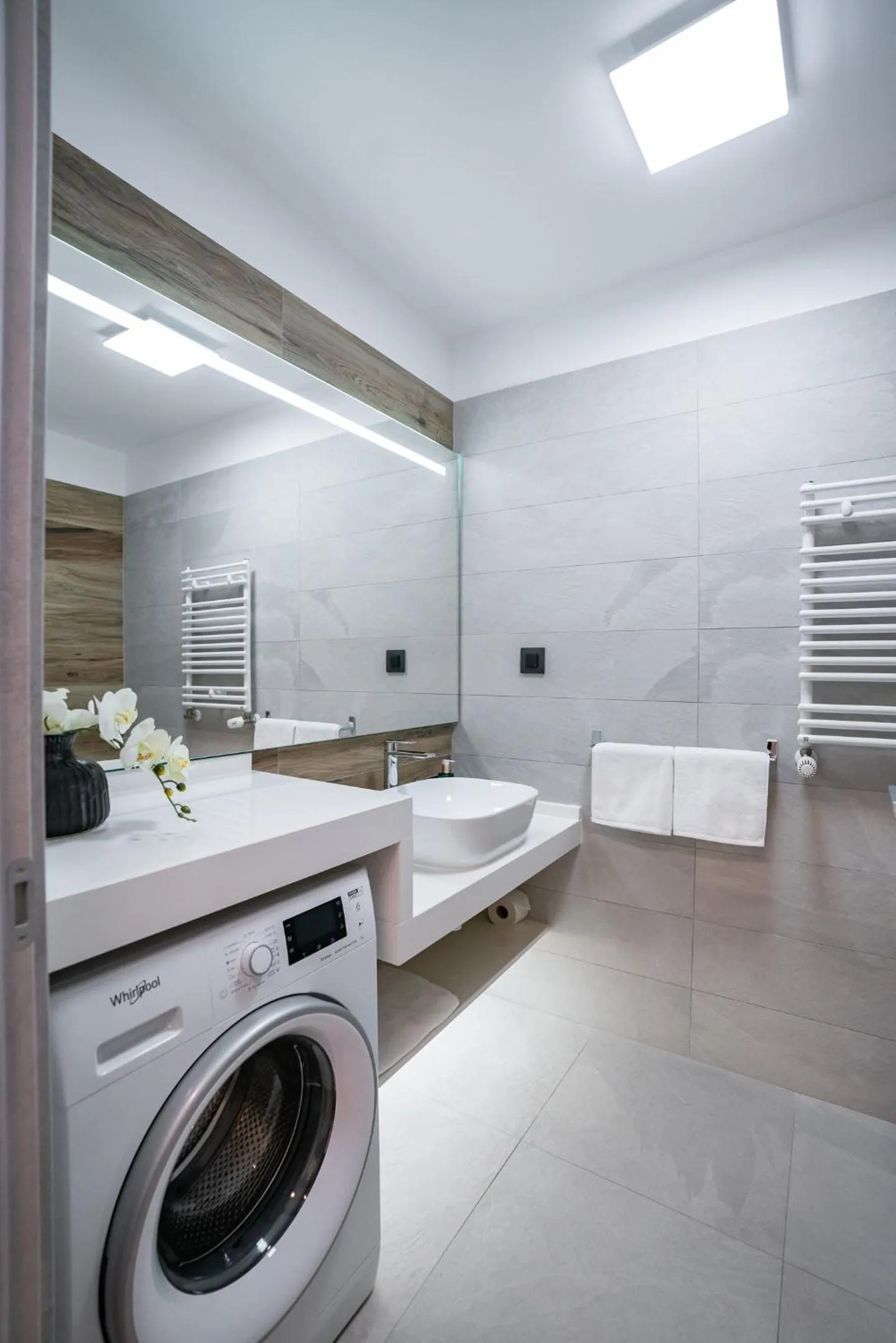 Bathroom in NOVOS ApartHotel