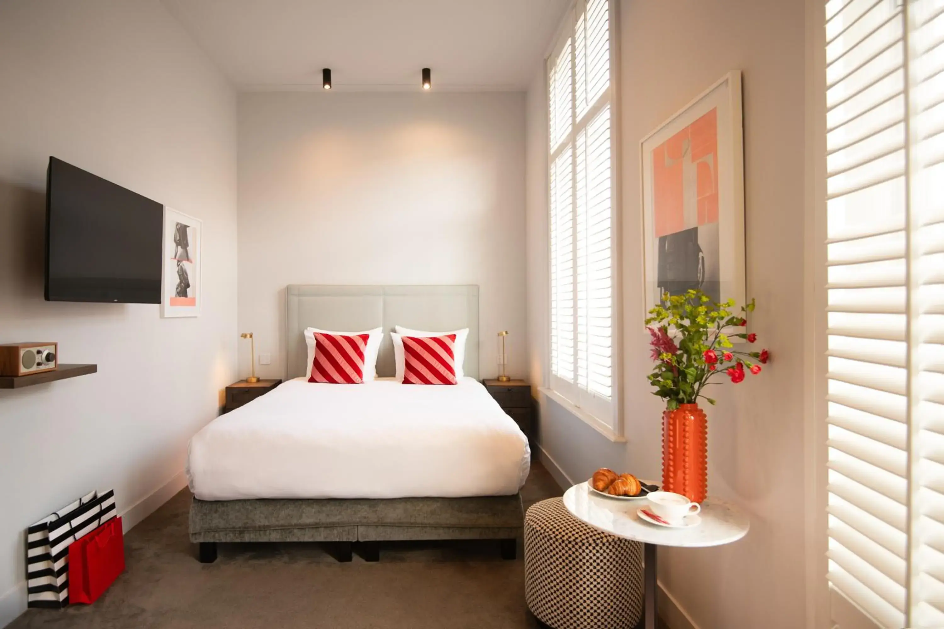 Photo of the whole room, Bed in Maison ELLE Amsterdam Photo of the whole room, Bed in Maison ELLE Amsterdam