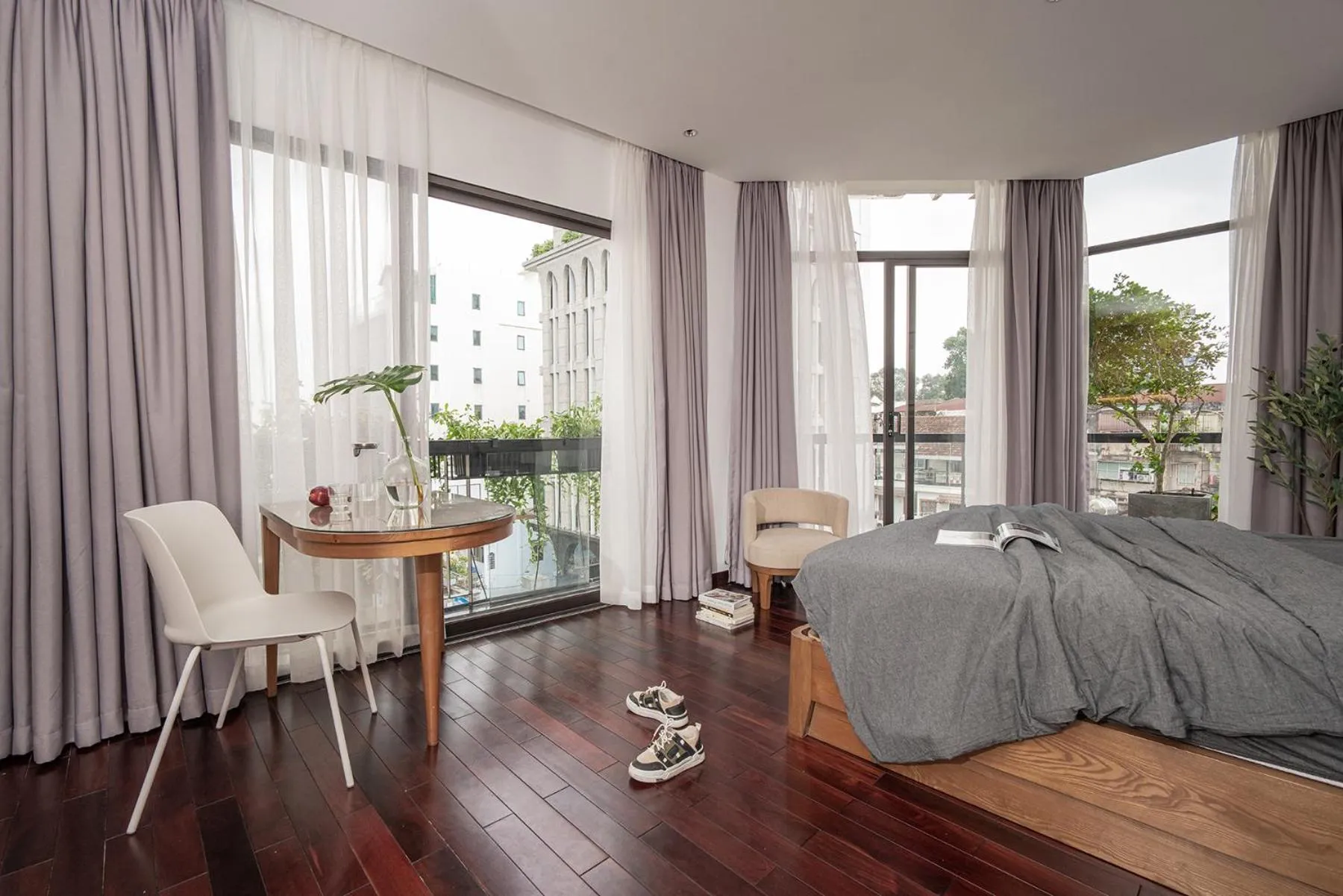 Bed in Express by M Village Thạch Thị Thanh