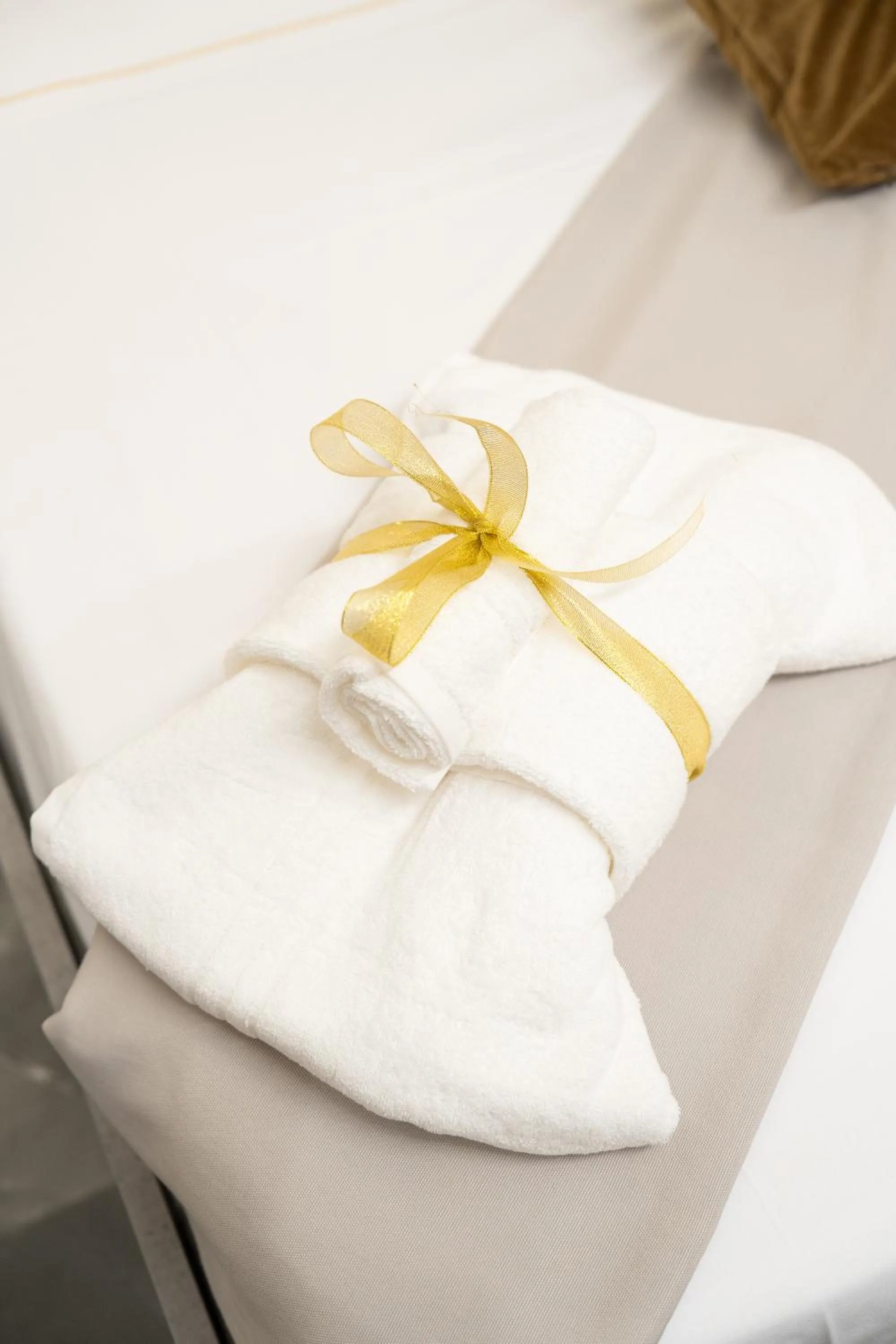 towels, Bed in Napolitano Rooms - Central Station
