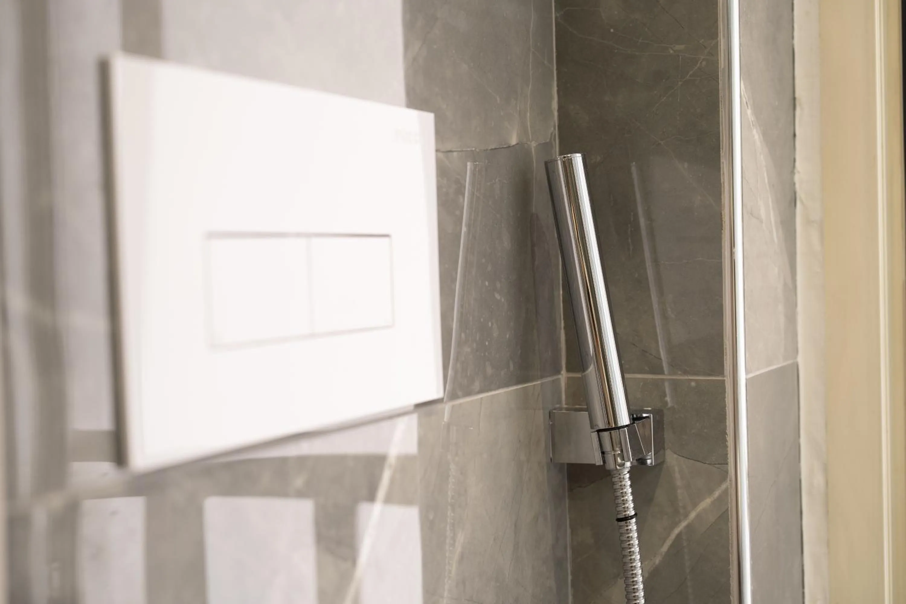 Bathroom in Napolitano Rooms - Central Station