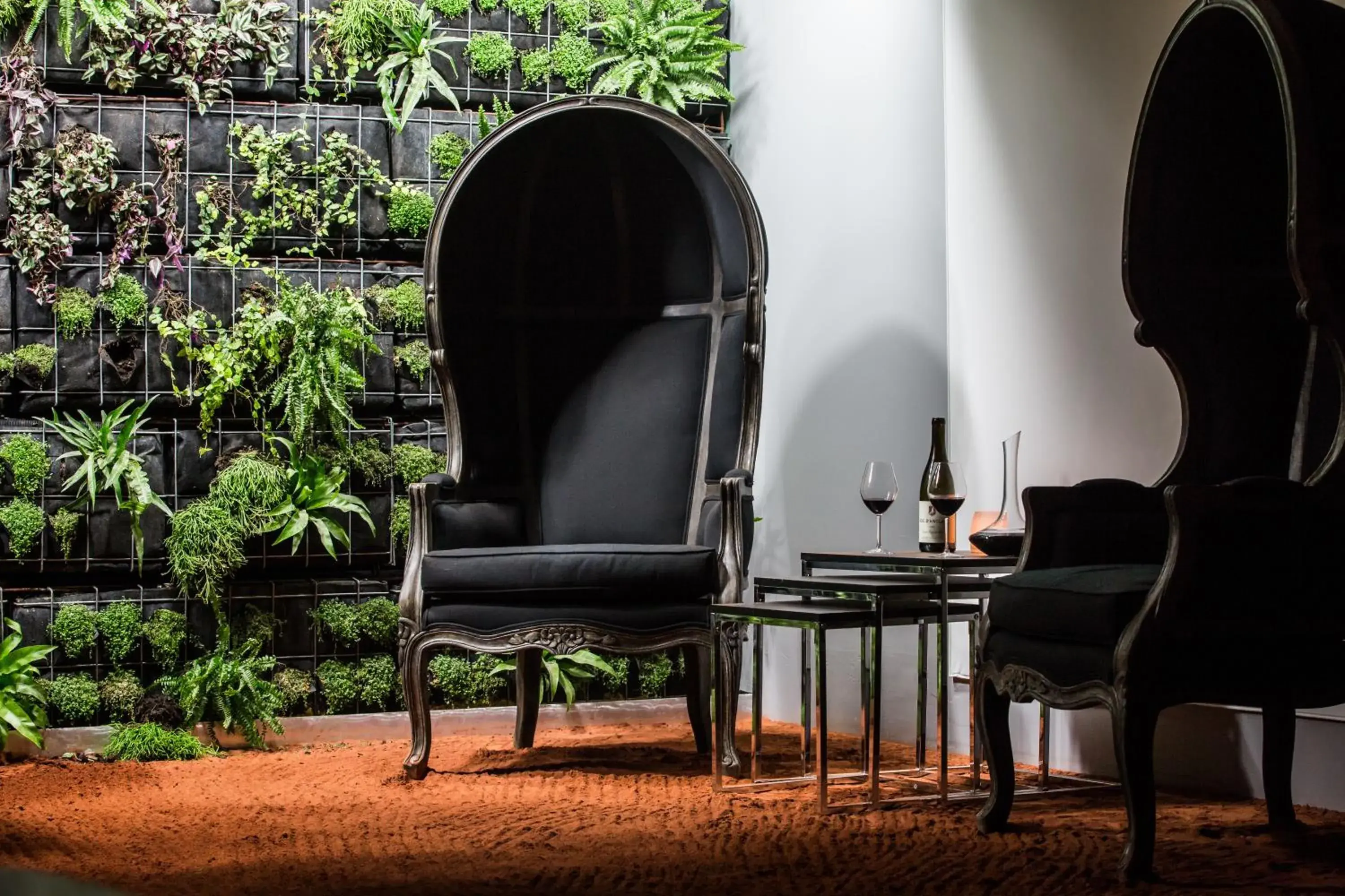 Restaurant/places to eat in HÔTEL C SUITES chambres spacieuses Restaurant/places to eat in HÔTEL C SUITES chambres spacieuses