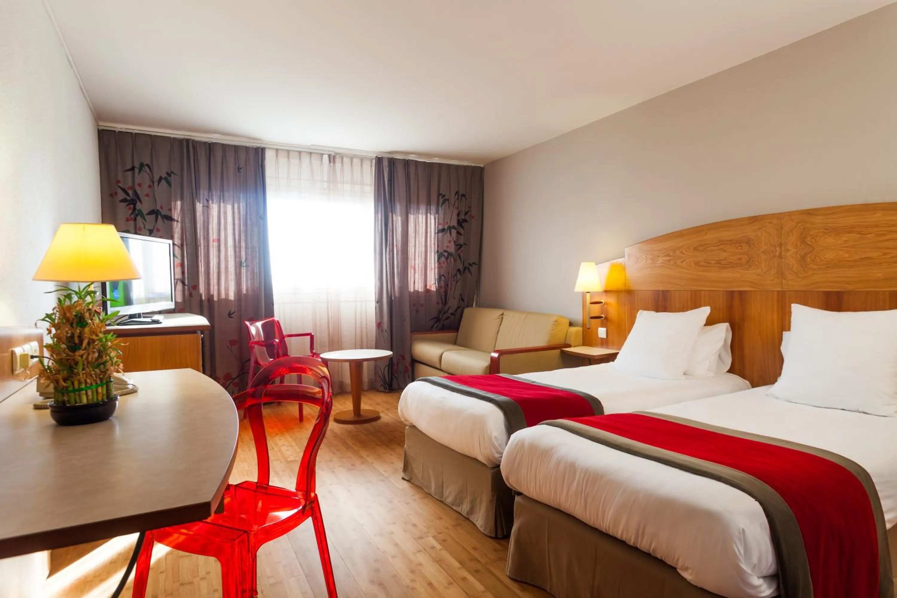 Bed in HÔTEL C SUITES chambres spacieuses