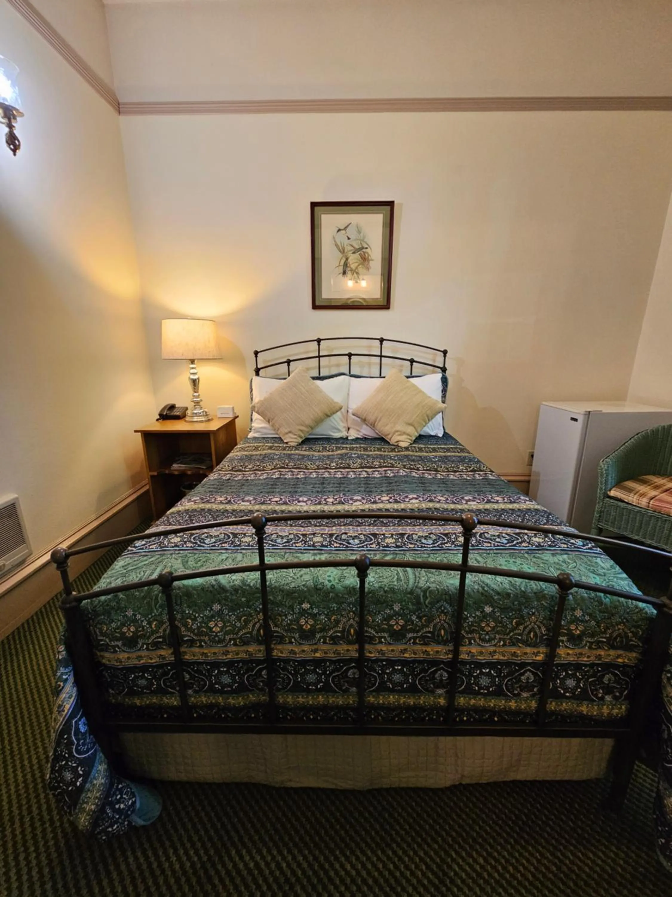 Bed in Hotel Planter