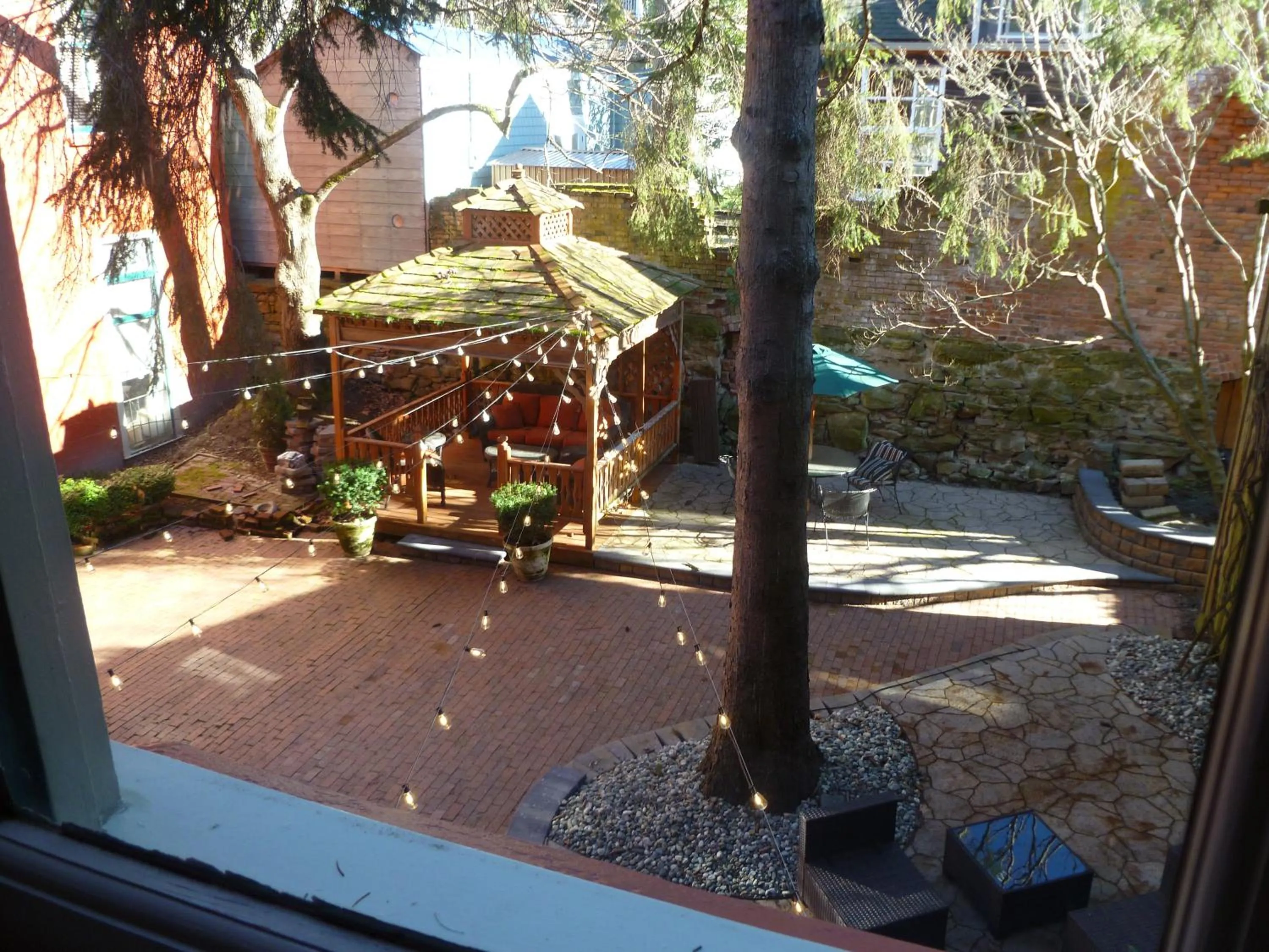 Patio in Hotel Planter