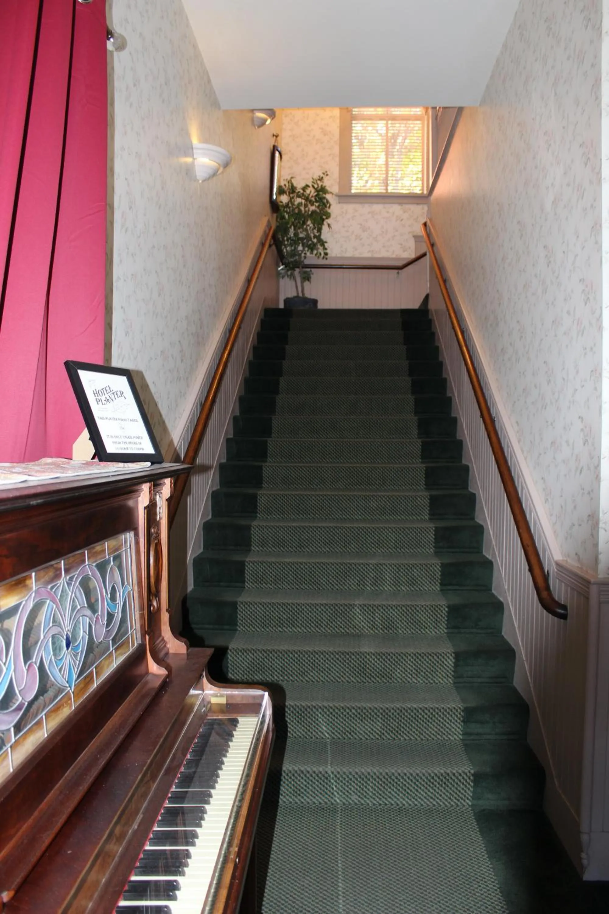 Facade/entrance in Hotel Planter