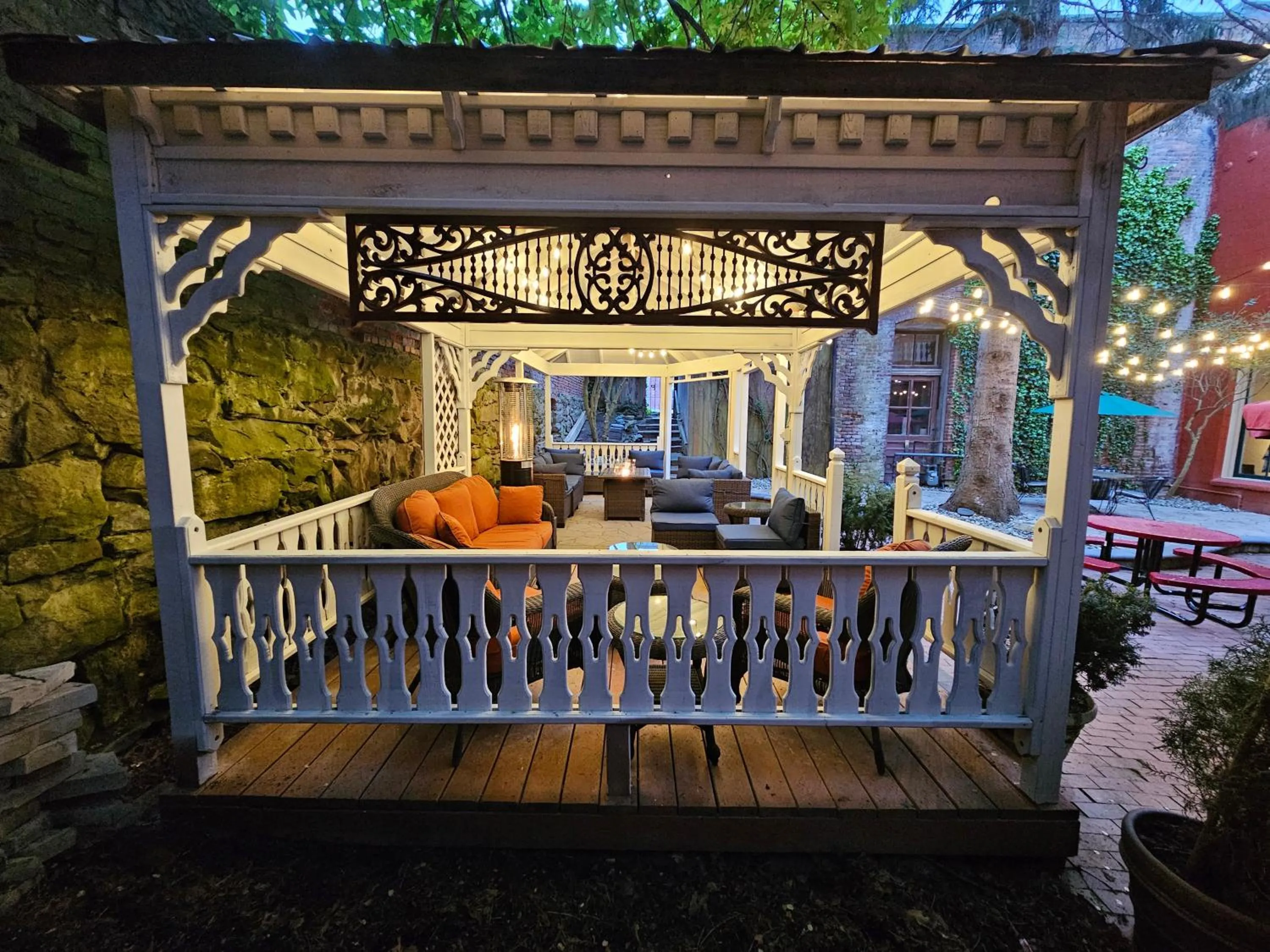 Patio in Hotel Planter