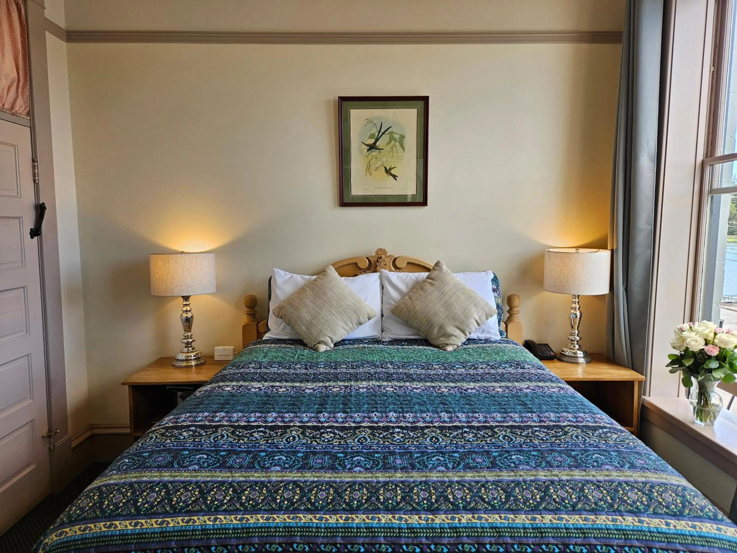 Bed in Hotel Planter