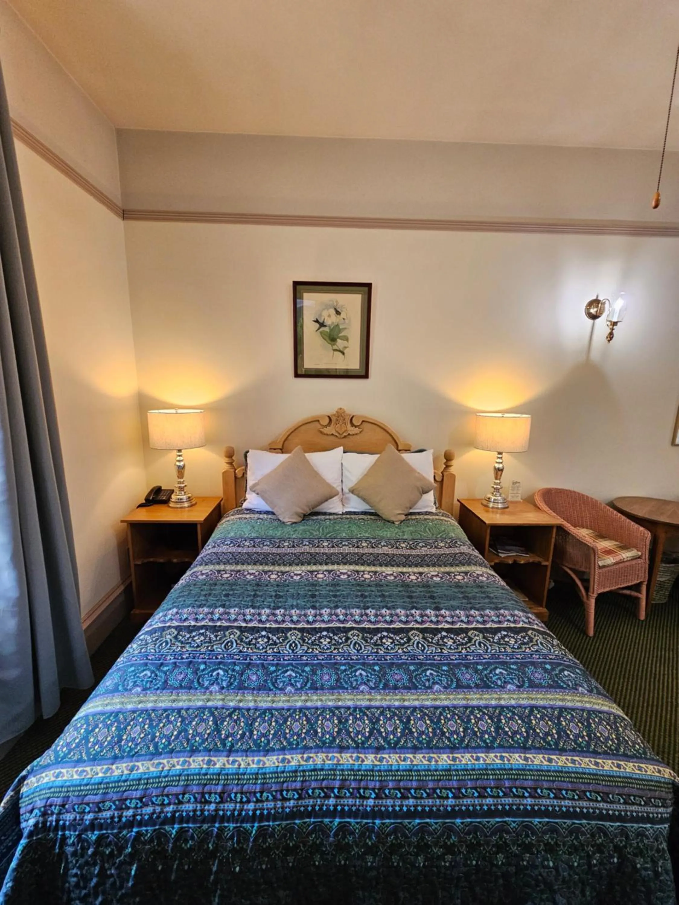 Bed in Hotel Planter