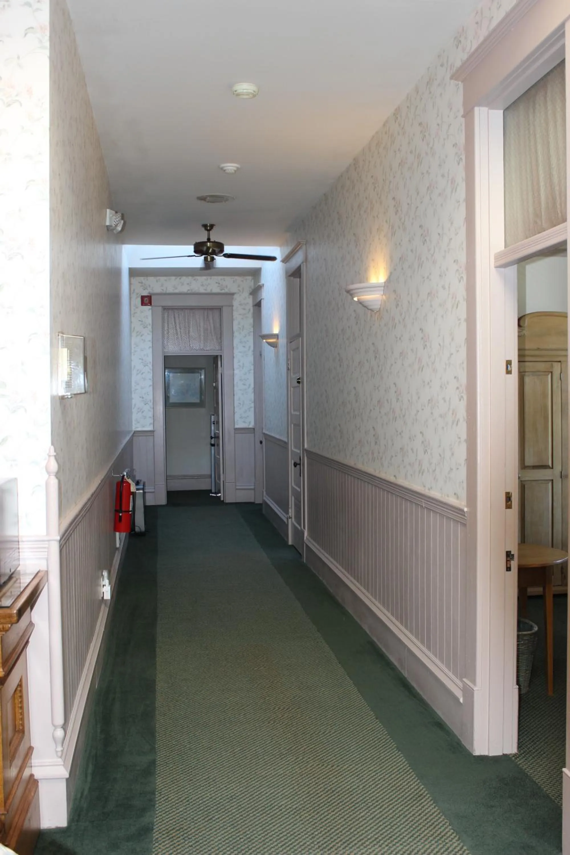 Property building in Hotel Planter