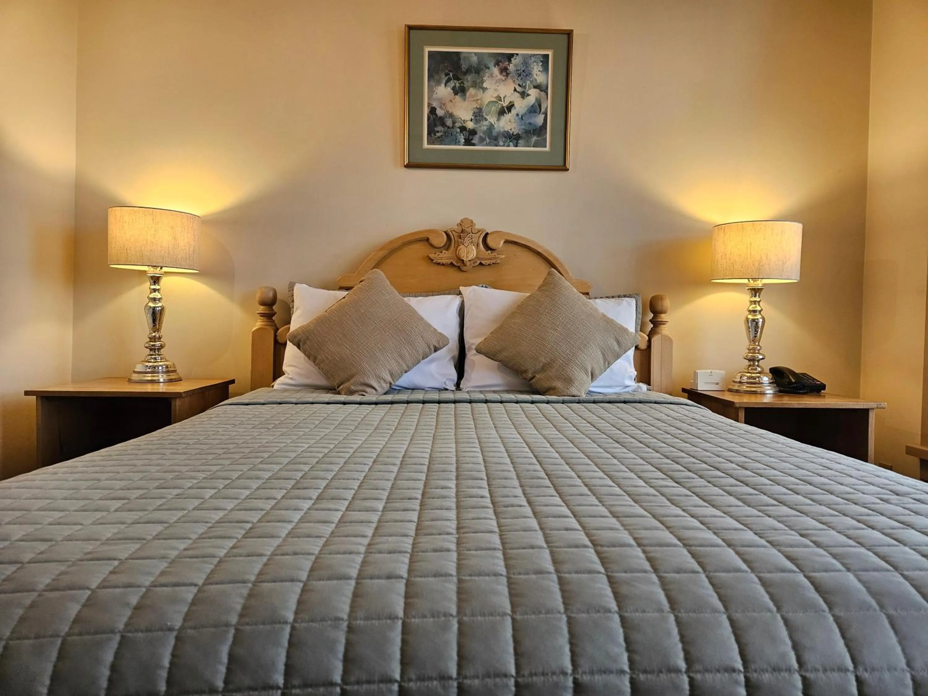 Bed in Hotel Planter