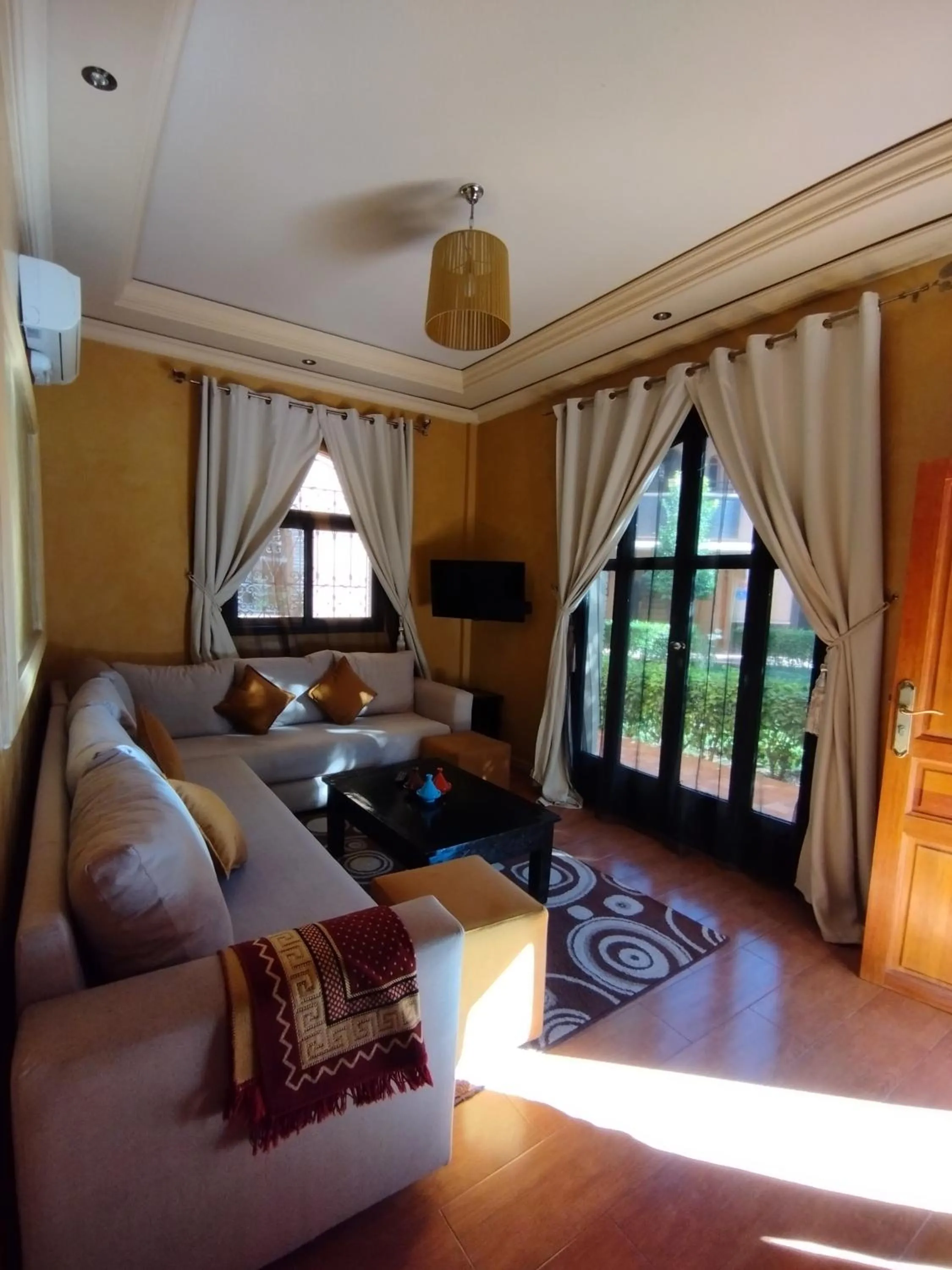 Apartment with Pool View  - single occupancy in ApartHotel Nzaha