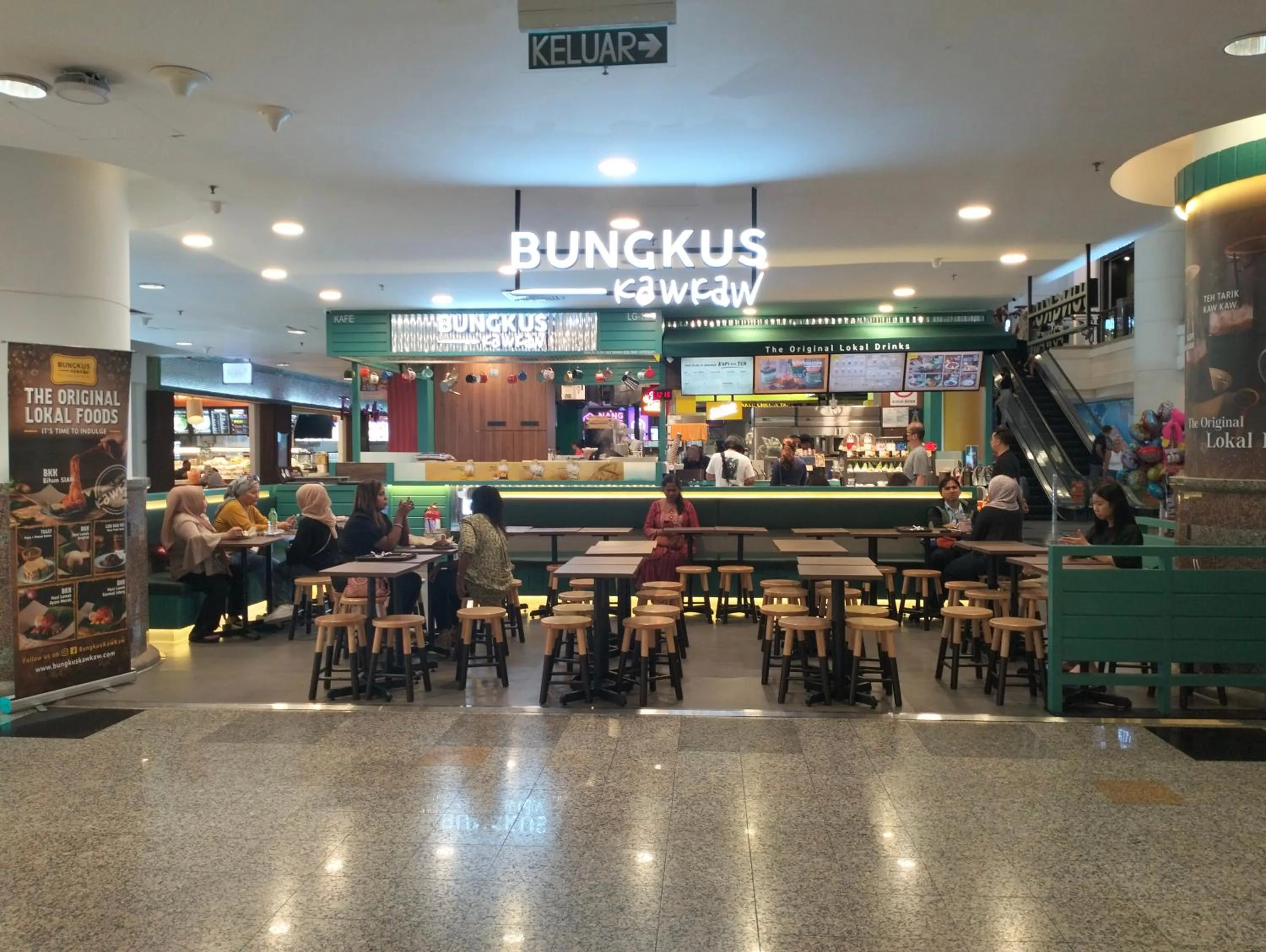 Food and drinks in Luxy Service Apartment at Times Square KL