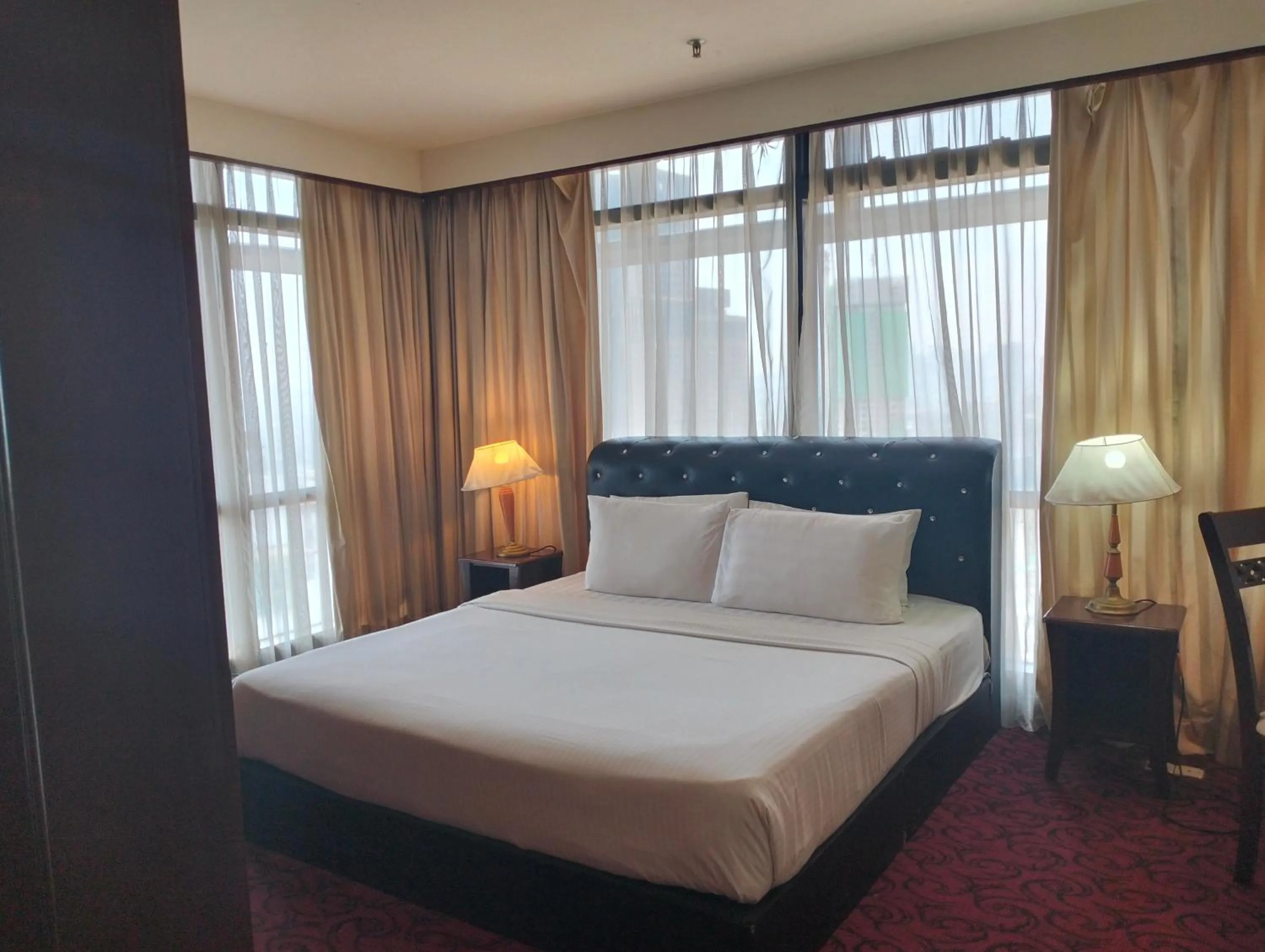 Bed in Luxy Service Apartment at Times Square KL