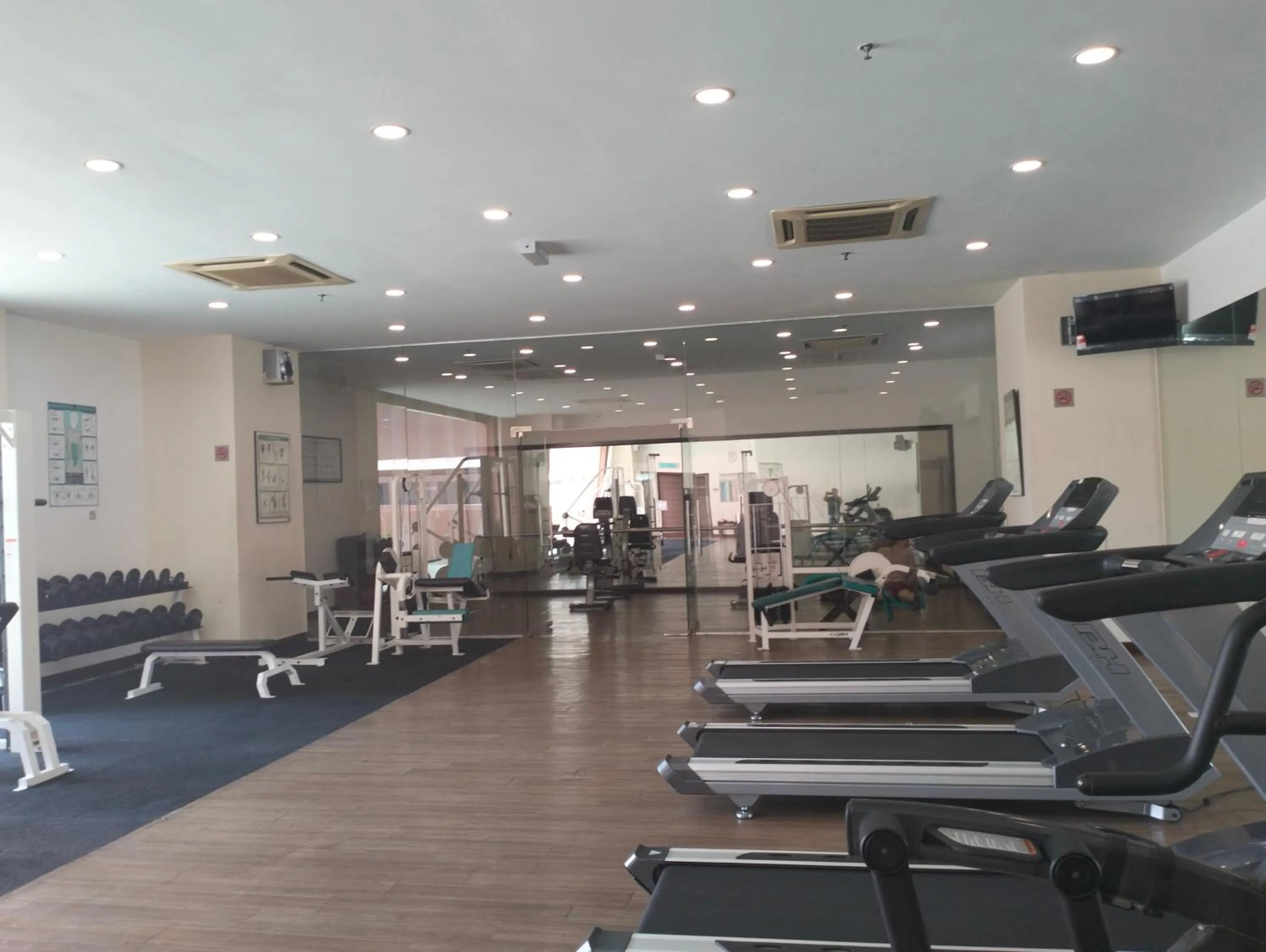 Fitness centre/facilities in Luxy Service Apartment at Times Square KL