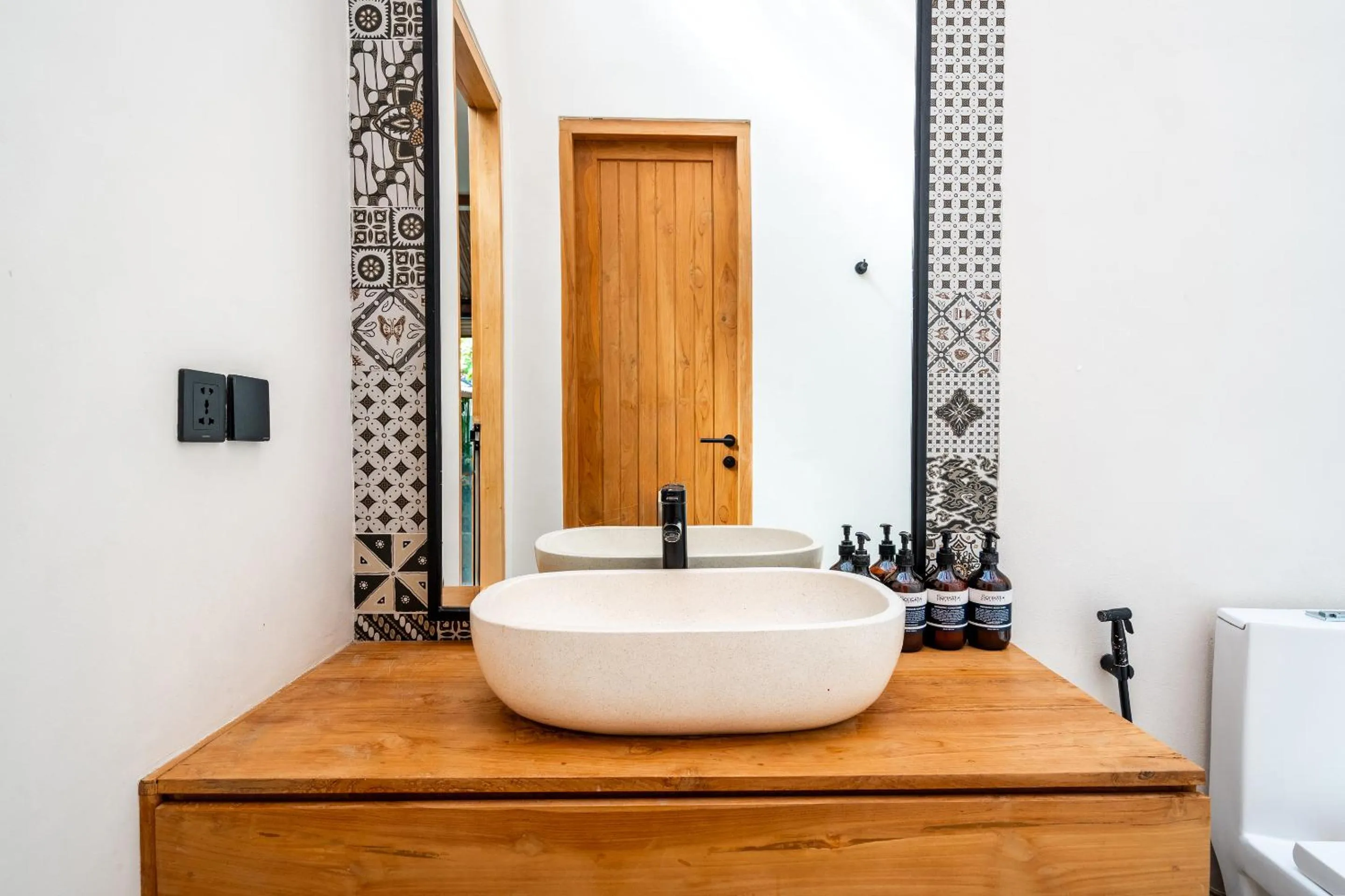 Bathroom in Hijau Villa by EVDEkimi - Charming 2BR escape with Pool, Outdoor Lounge, Lush Garden - New Year's Offer