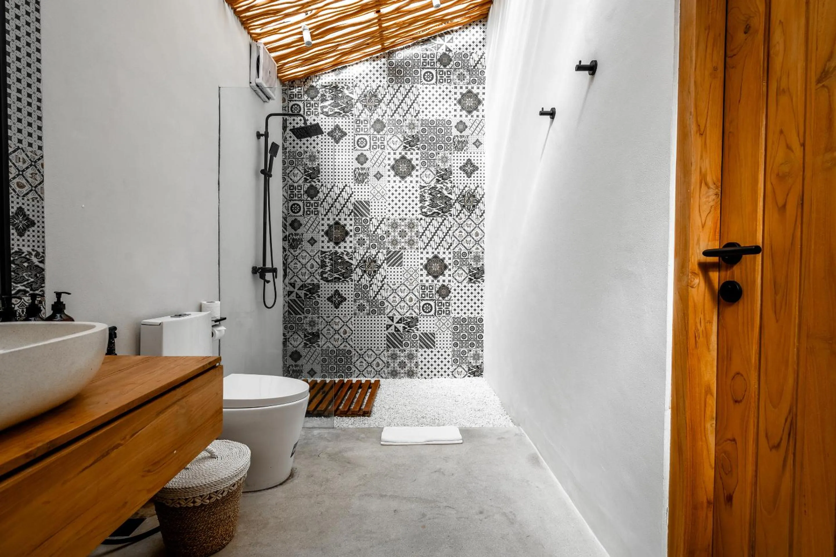 Shower in Hijau Villa by EVDEkimi - Charming 2BR escape with Pool, Outdoor Lounge, Lush Garden - New Year's Offer