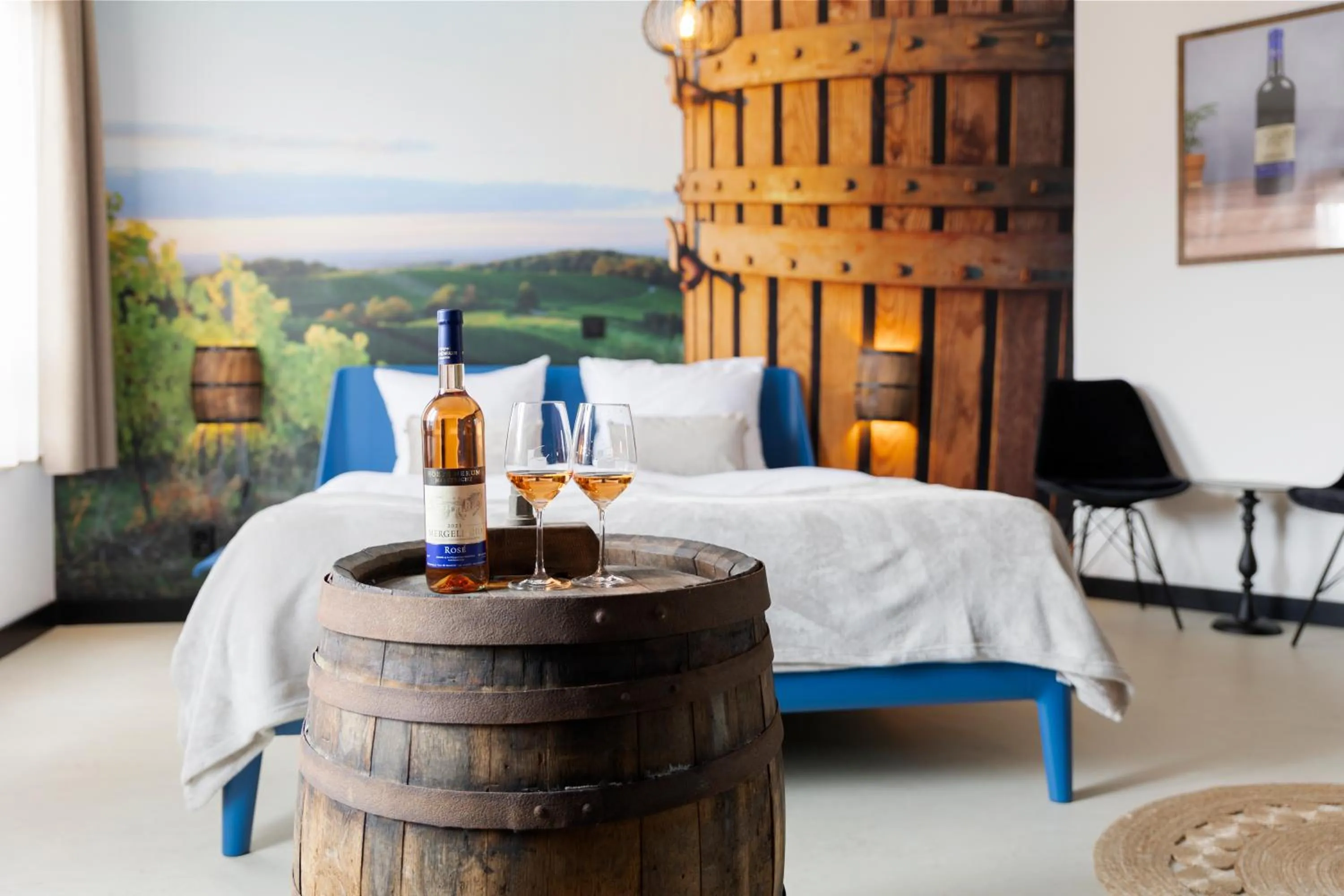 Photo of the whole room, Bed in Dormio Wijnhotel Valkenburg