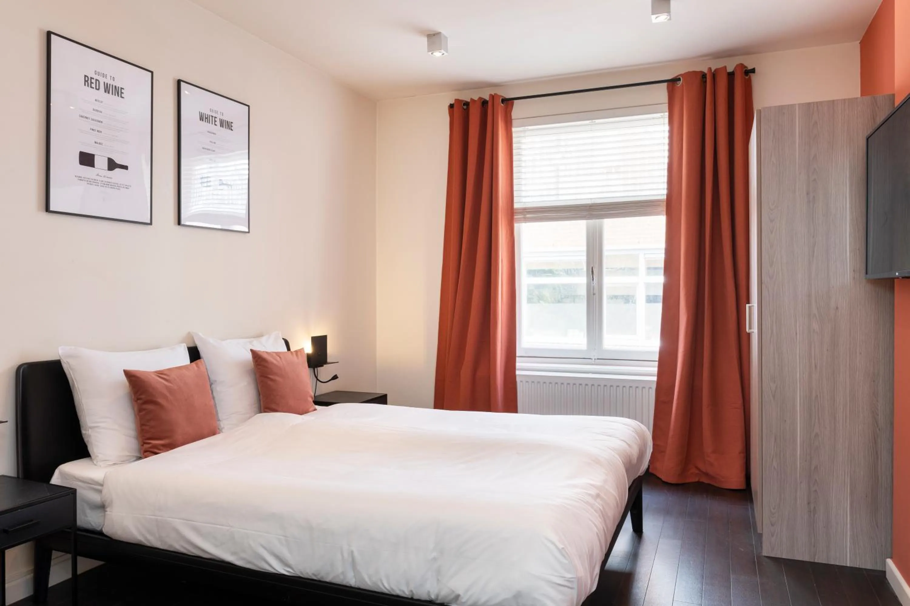 Bedroom, Bed in Dormio Wijnhotel Valkenburg