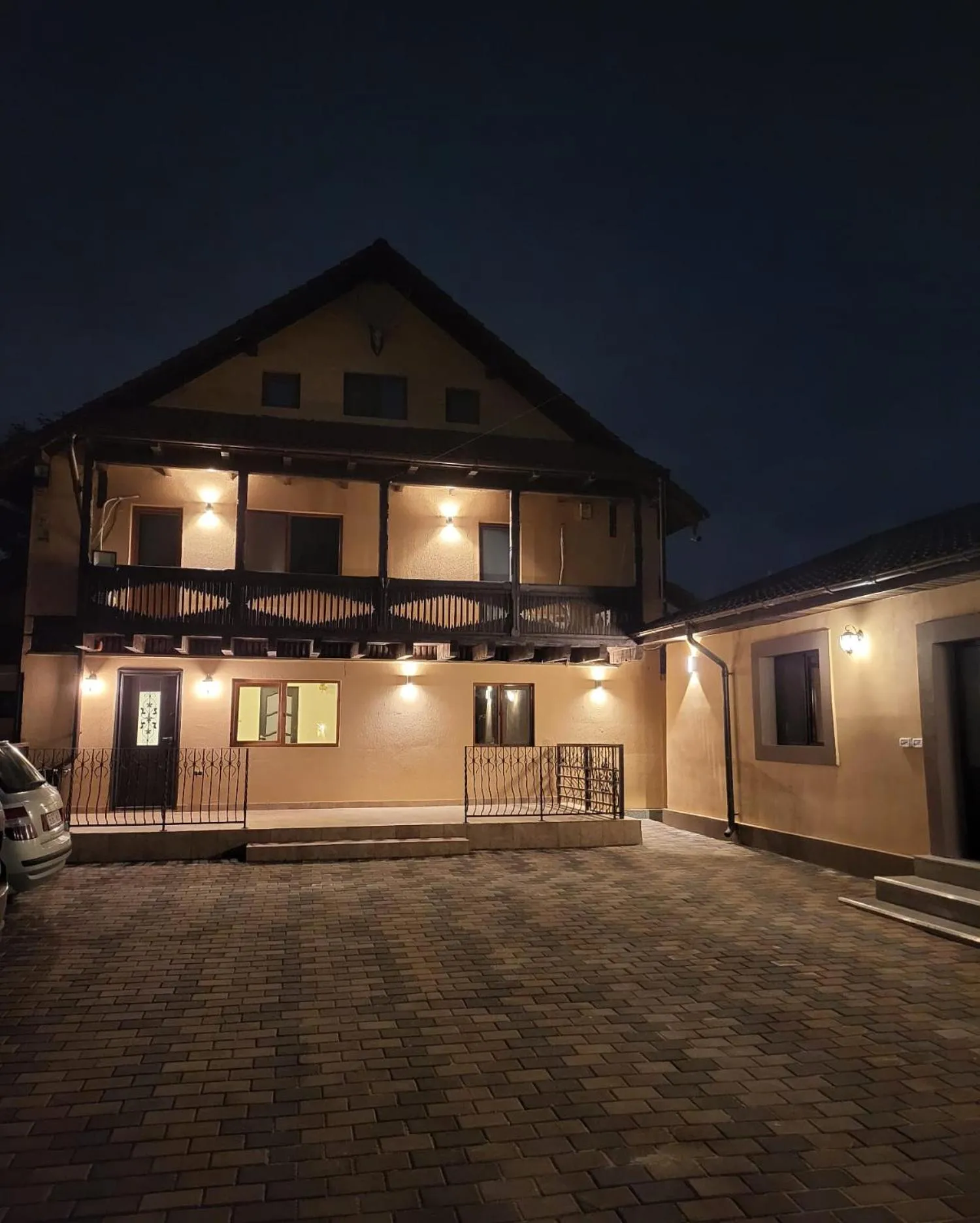 Parking in Adac Boutique Hotel