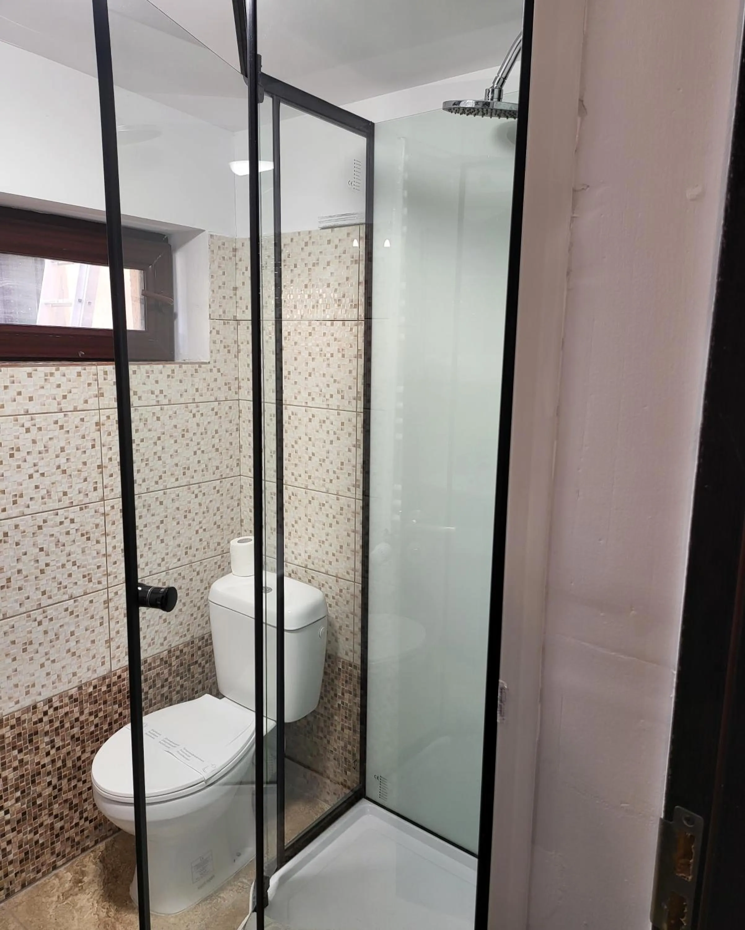 Shower in Adac Boutique Hotel