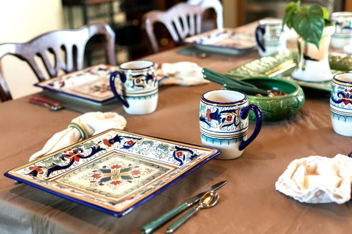 South Broadway Manor B&B - Near Fallingwater, Ohiopyle State Park, Hiking & Biking trails GAP