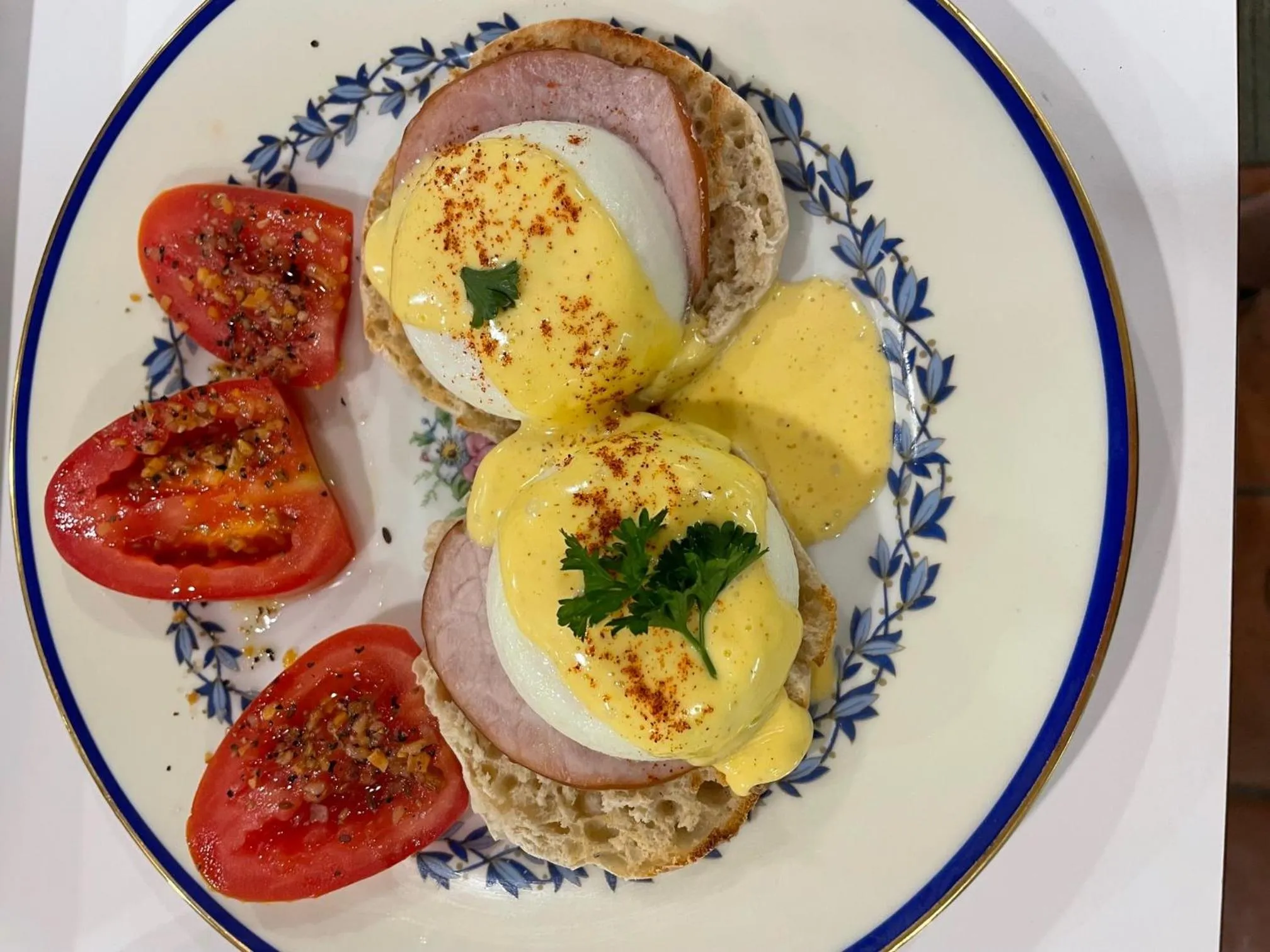 Breakfast in South Broadway Manor B&B - Near Fallingwater, Ohiopyle State Park, Hiking & Biking trails GAP