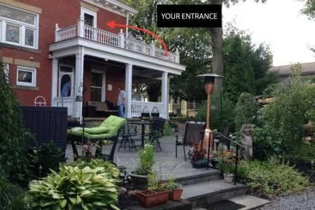 BBQ facilities in South Broadway Manor B&B - Near Fallingwater, Ohiopyle State Park, Hiking & Biking trails GAP