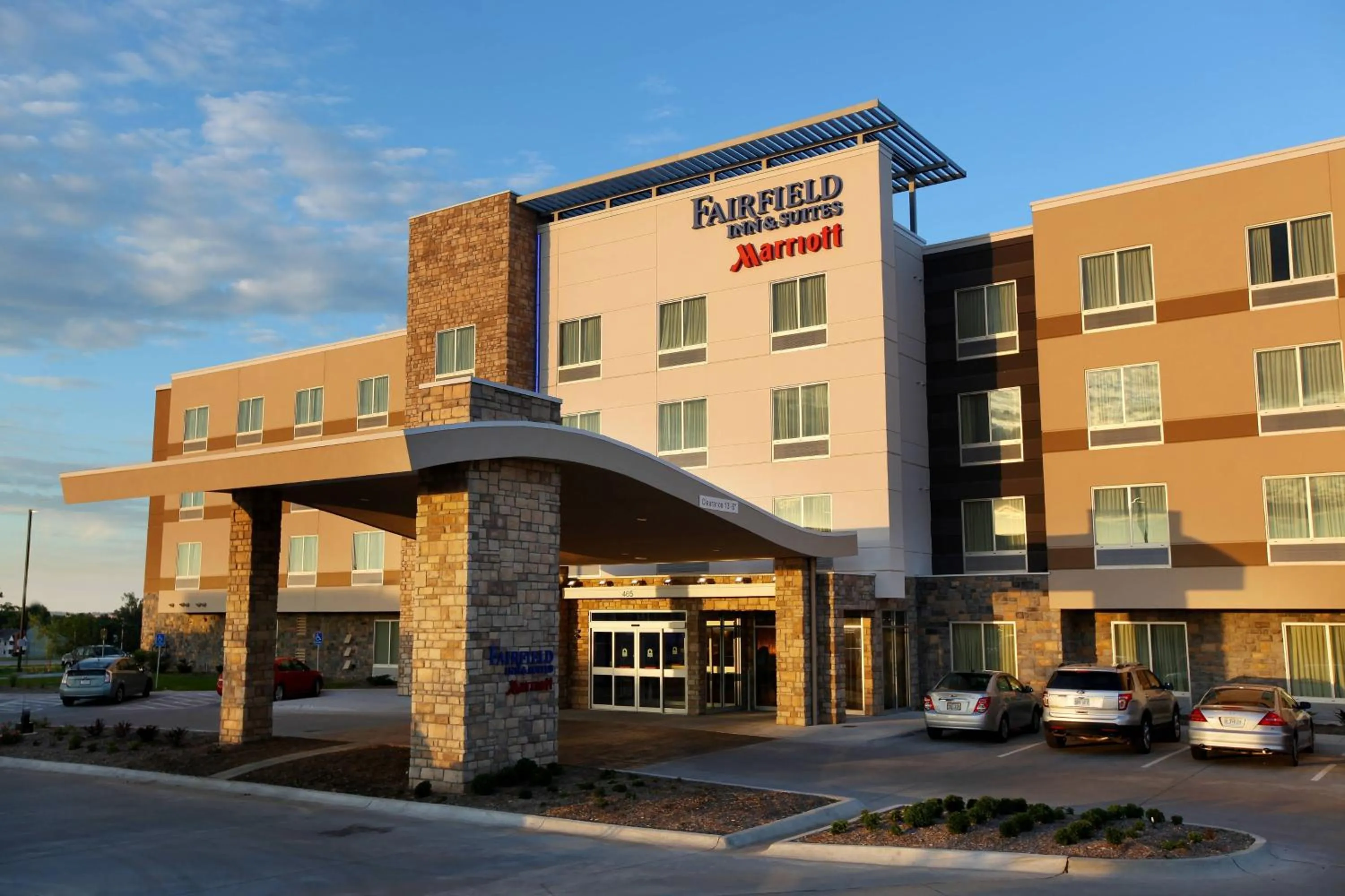 Property building in Fairfield Inn & Suites by Marriott Omaha Papillion