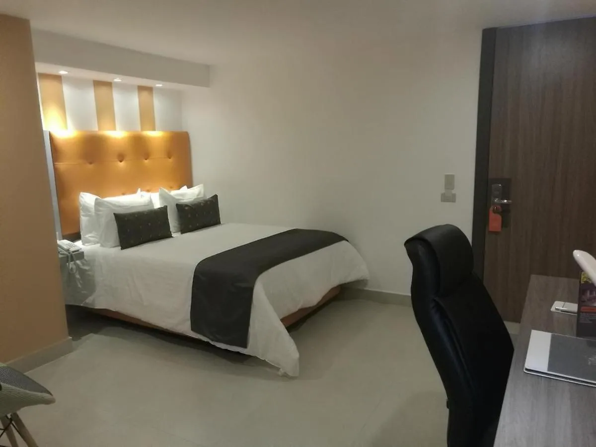 Double Room - single occupancy in Hotel Dibeni Pereira