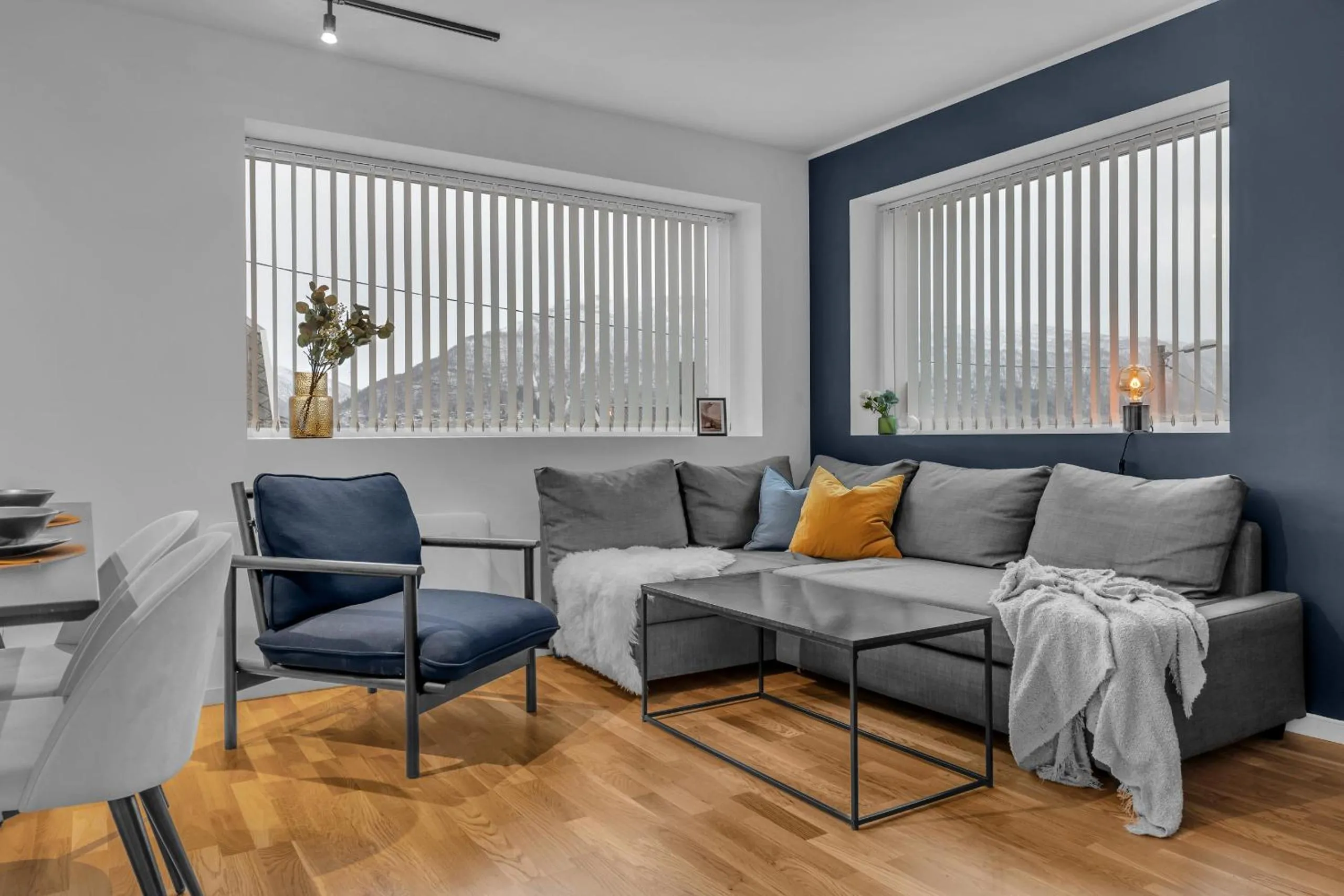 Living room in Northstay - The Urban City Haven, Free Parking, Sleeps 6