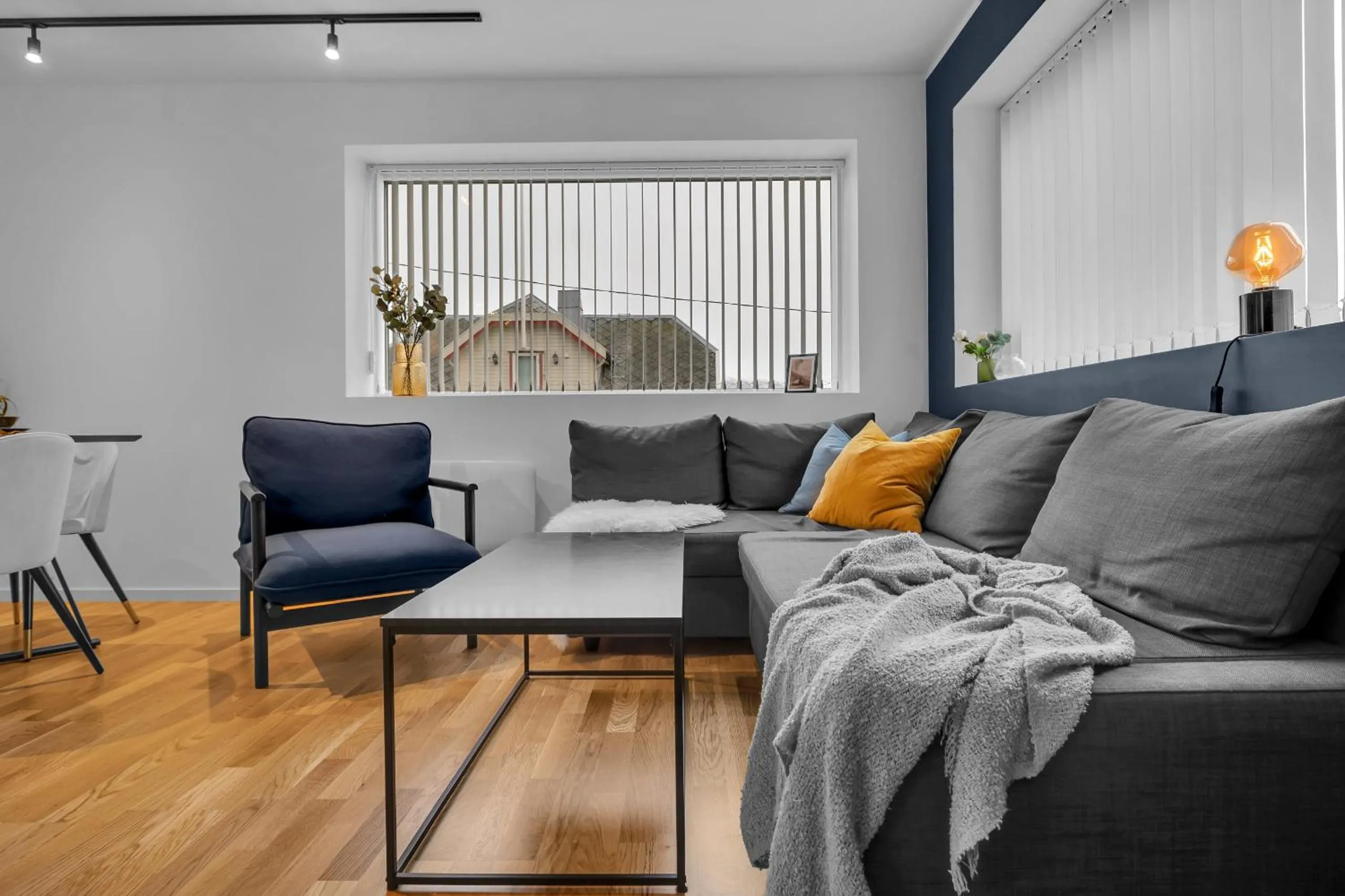 Living room in Northstay - The Urban City Haven, Free Parking, Sleeps 6