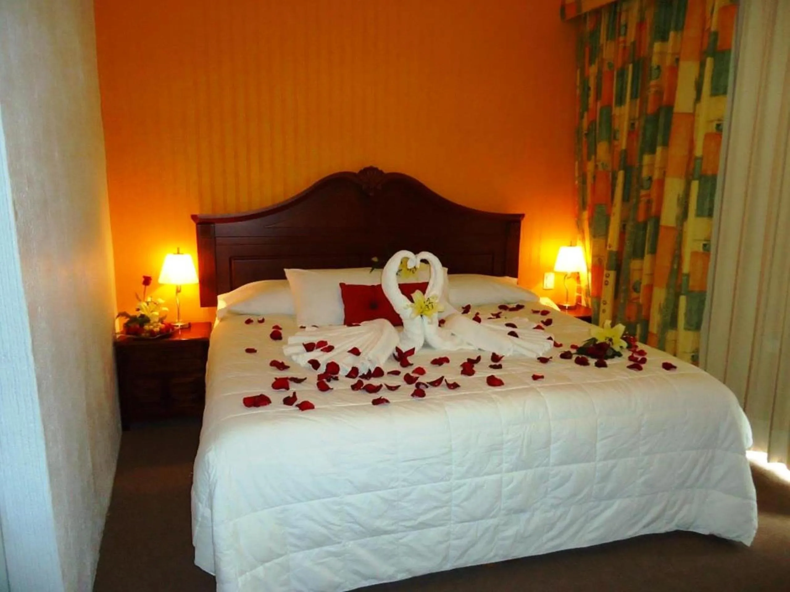 Bed in Hotel Villa de Cortez