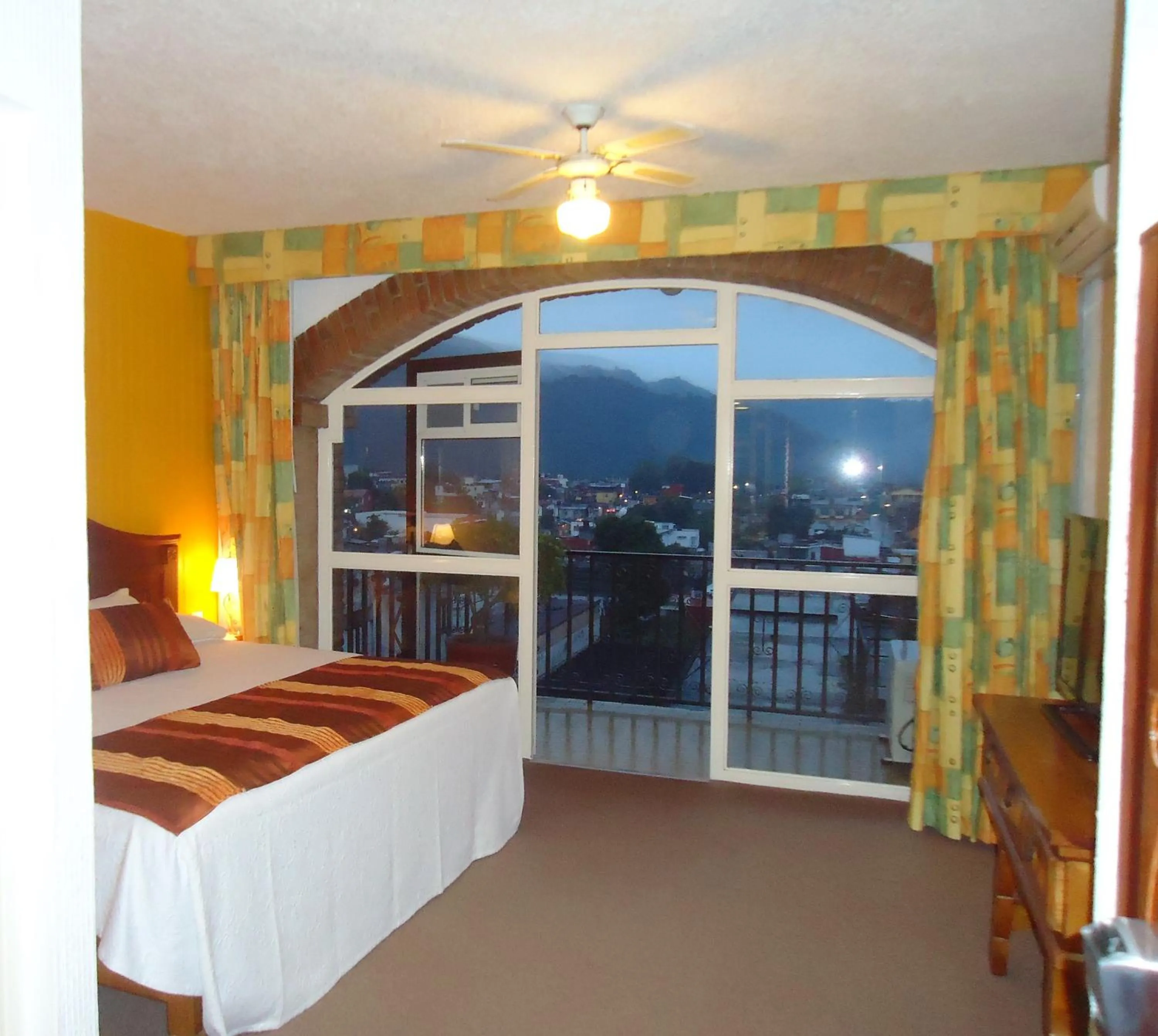 Bed in Hotel Villa de Cortez