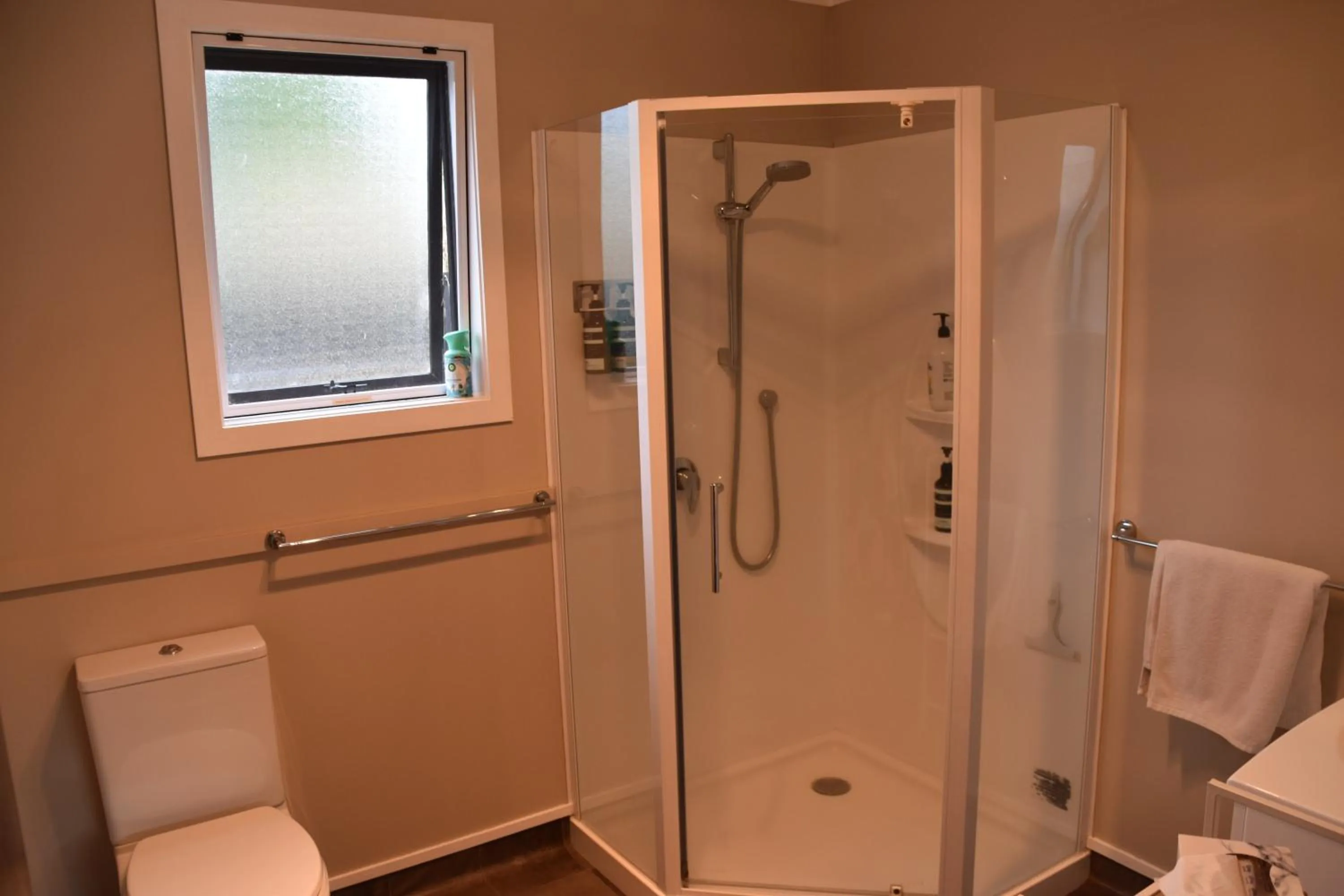 Bathroom in 73 Milton Accommodation