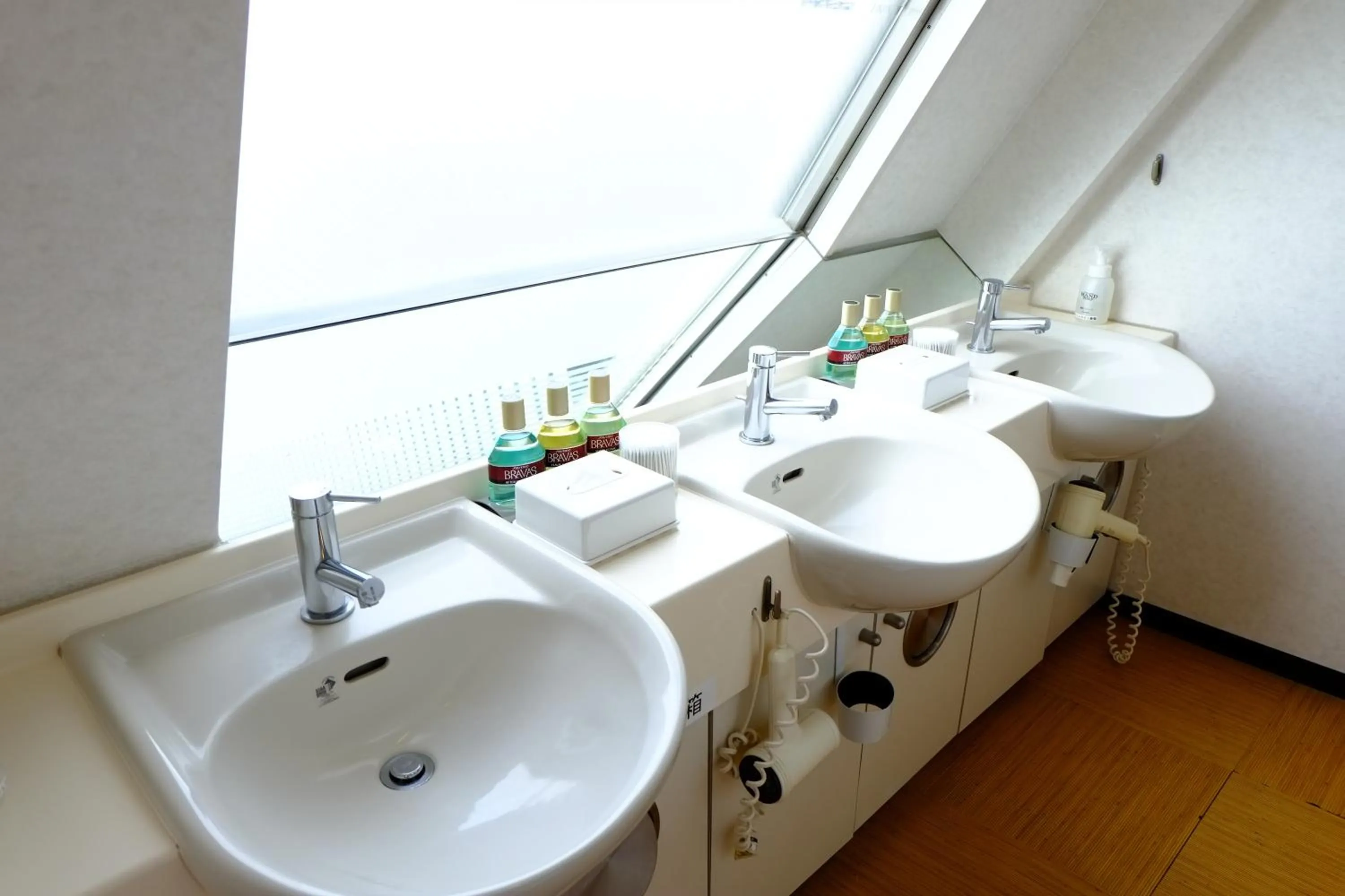 Hot Spring Bath in Hotel Check In Shimbashi