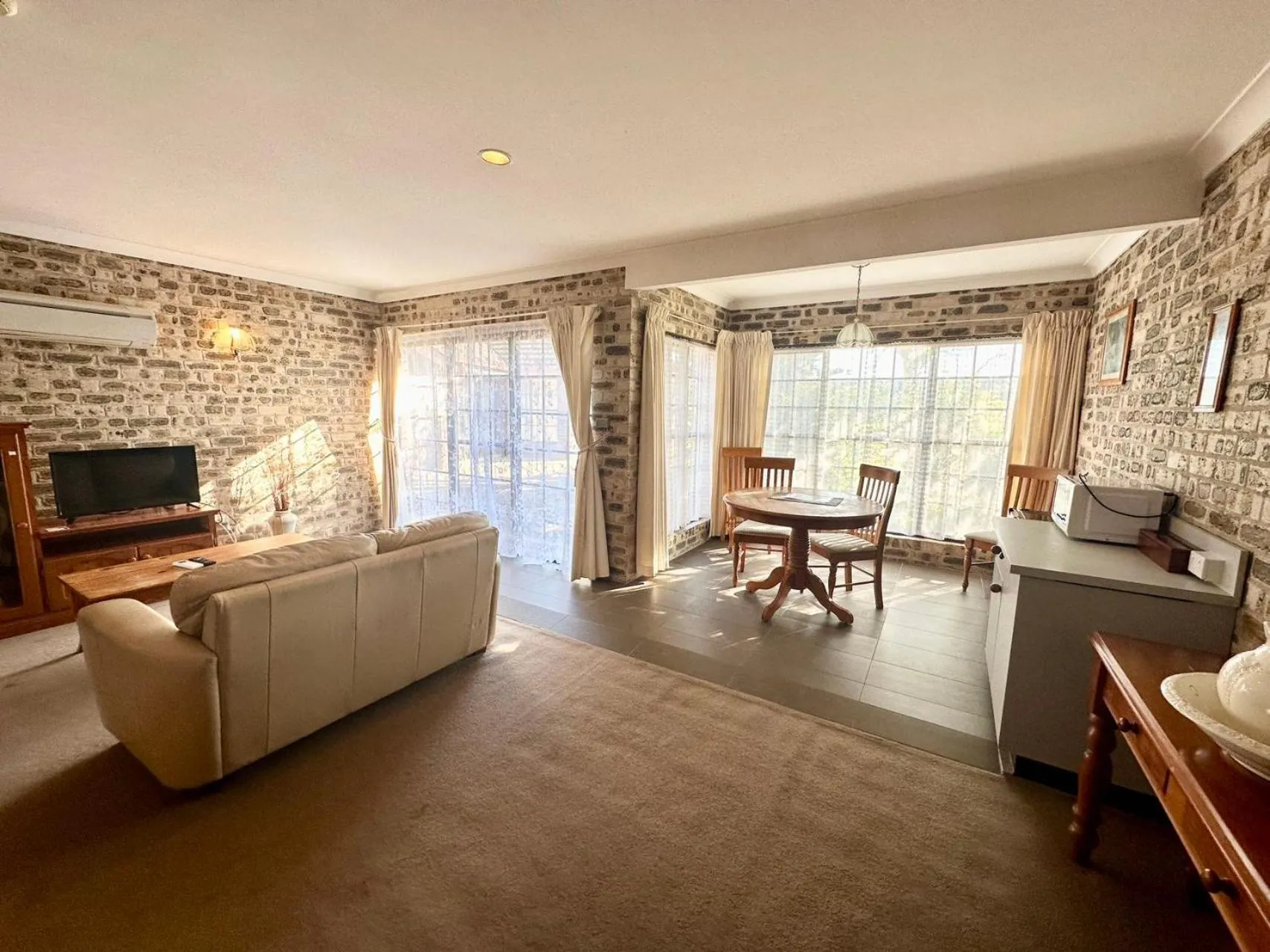 TV and multimedia in Sir Francis Drake